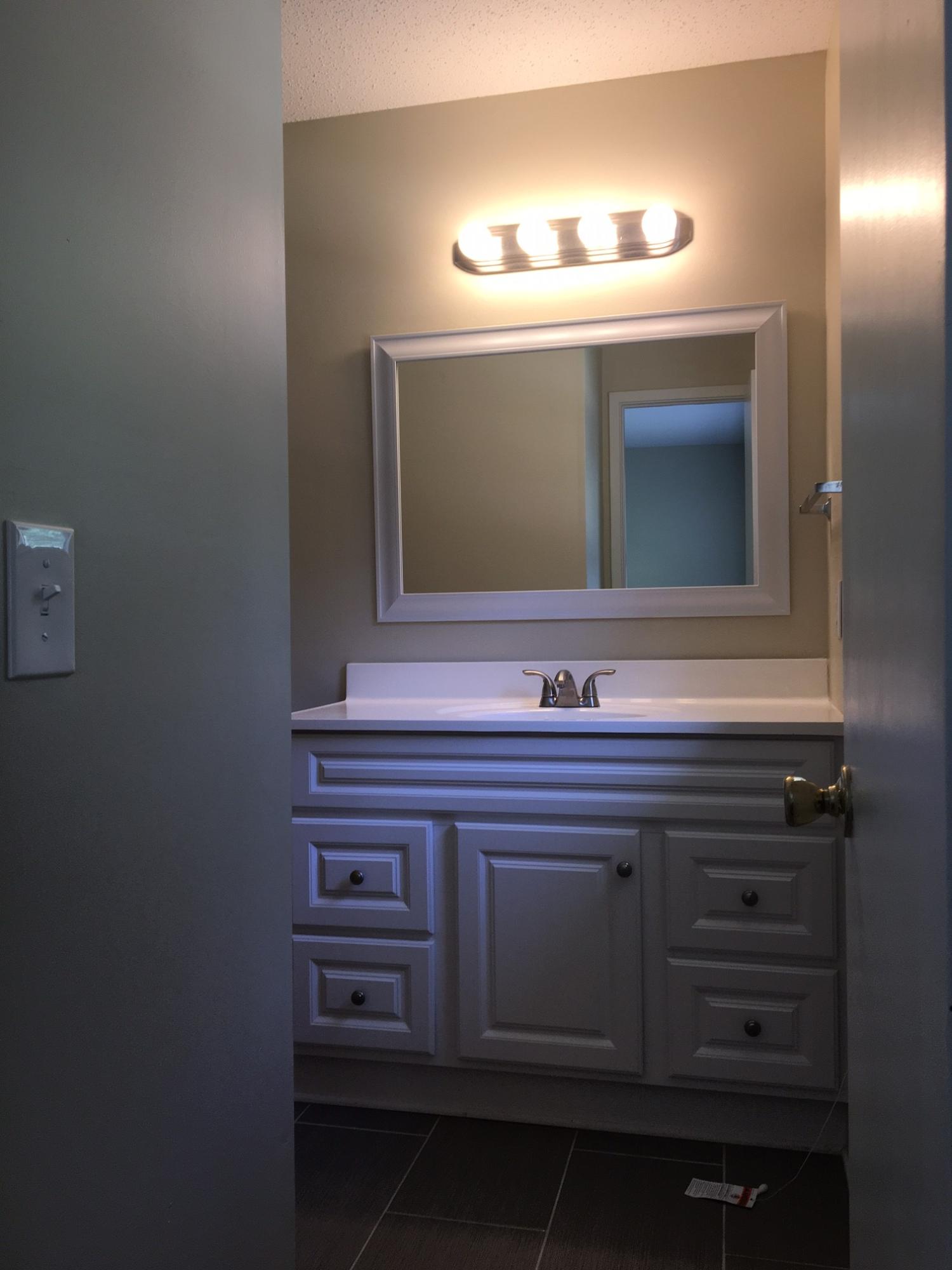 OAKRIDGE MANOR - Residential