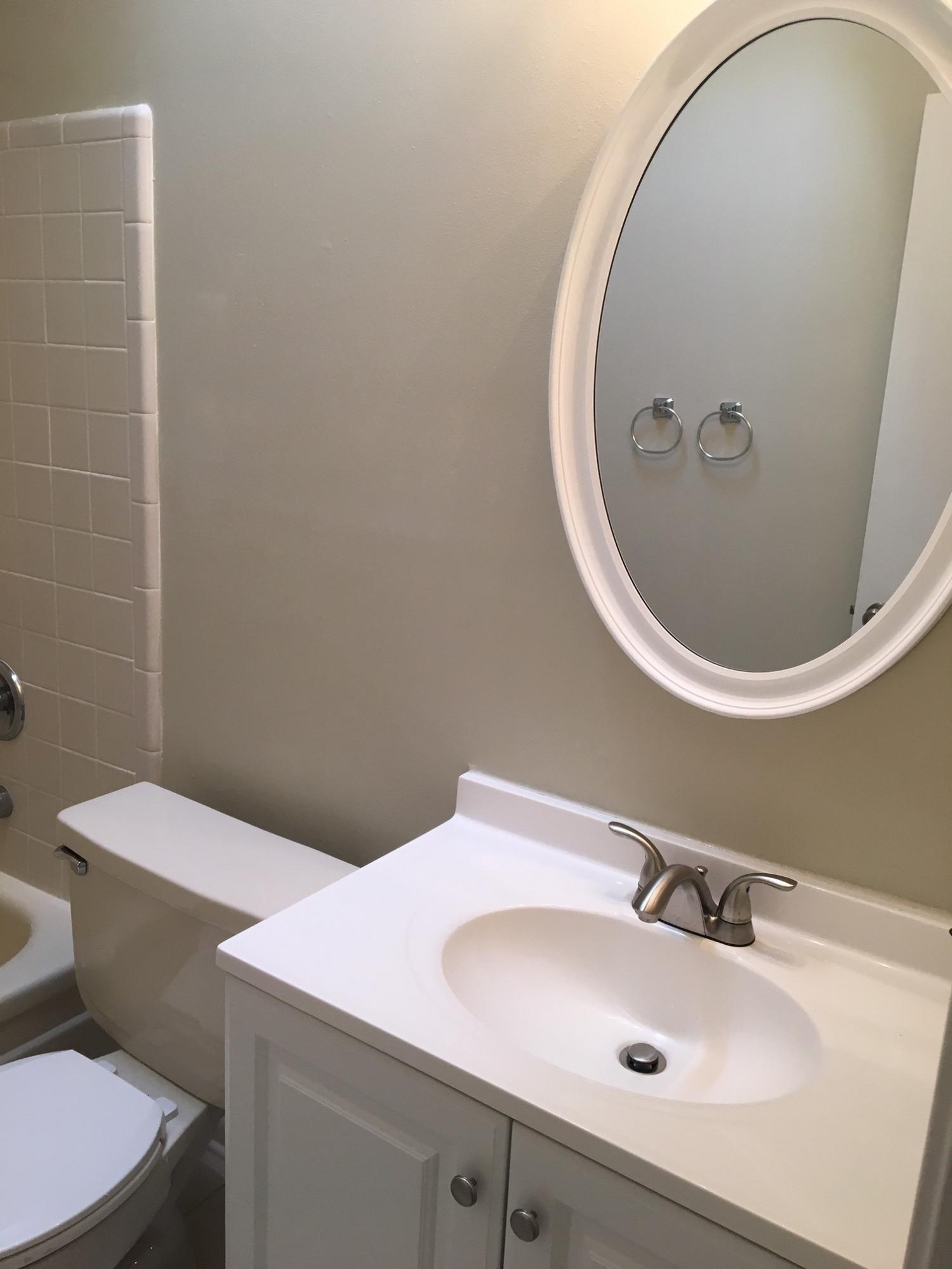 OAKRIDGE MANOR - Residential