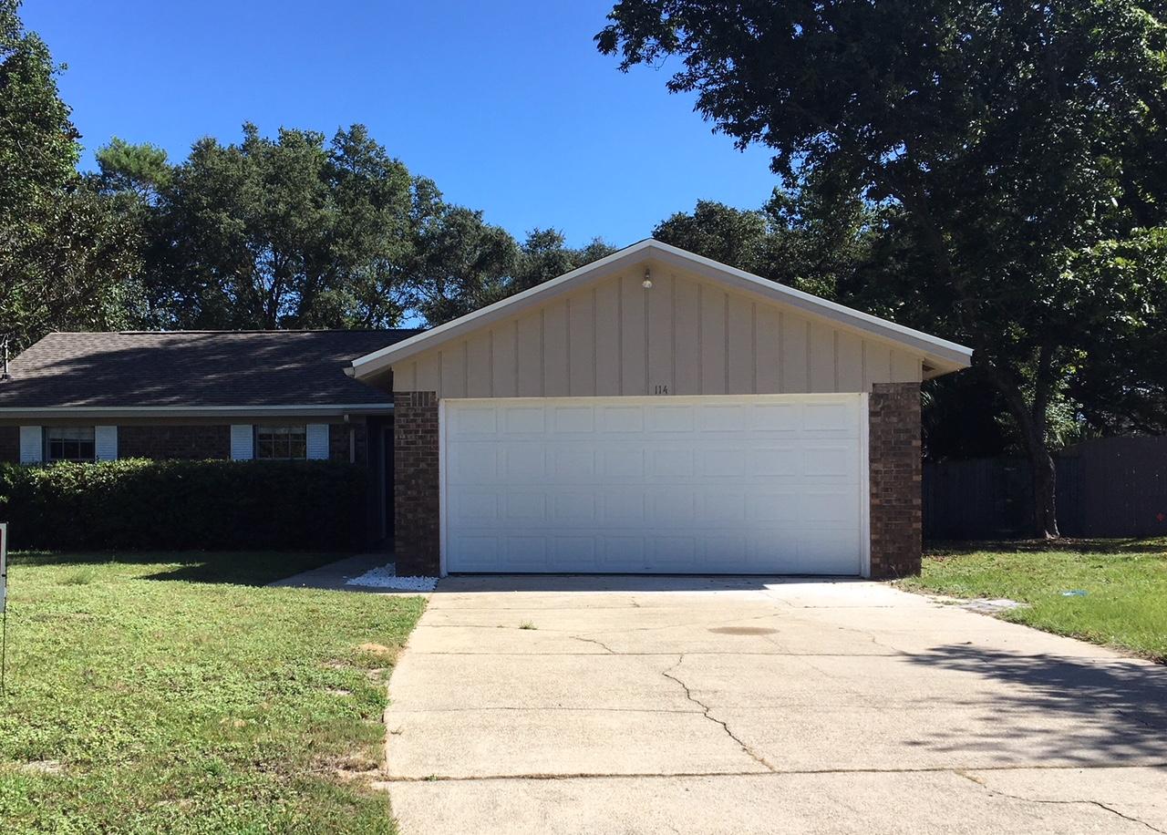 OAKRIDGE MANOR - Residential