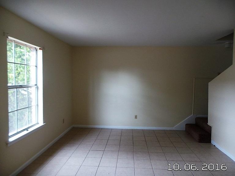 SUMMERWIND - Residential Lease