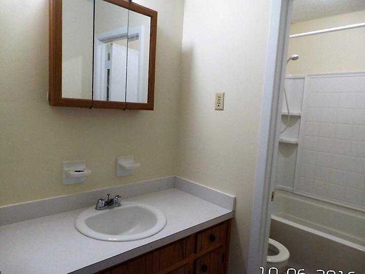 SUMMERWIND - Residential Lease