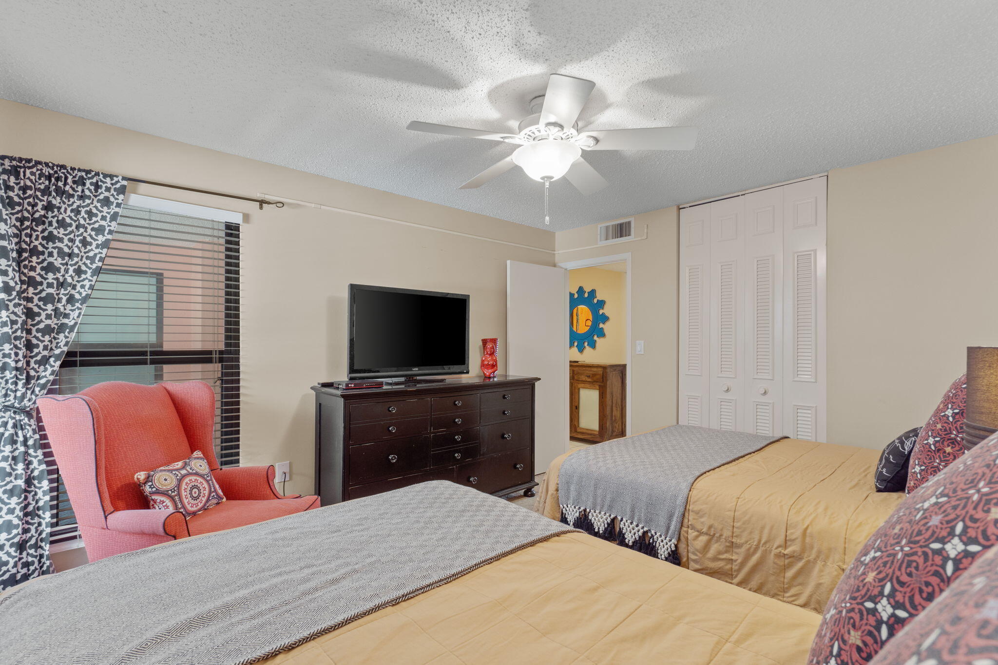 JETTY EAST CONDO - Residential