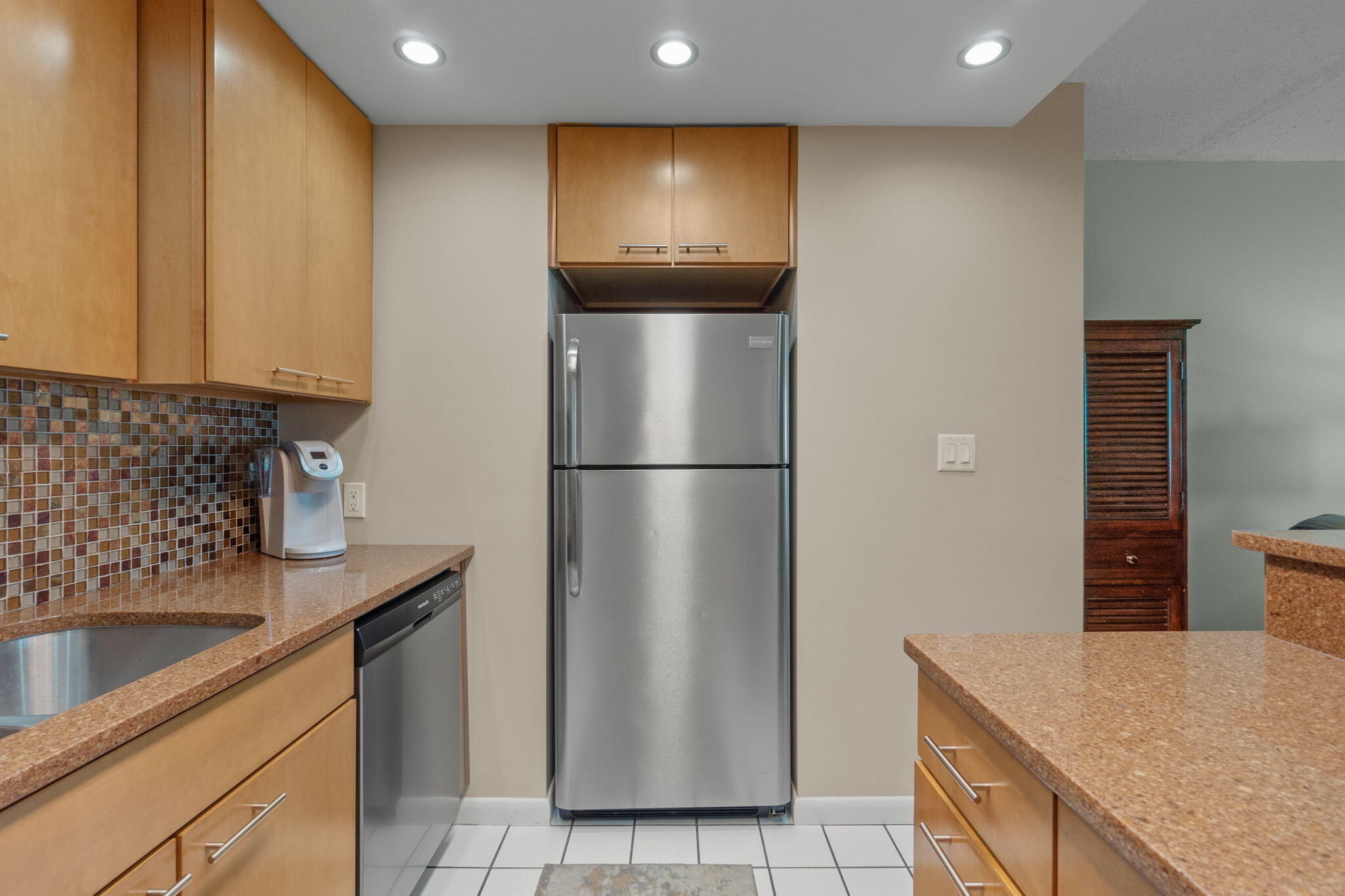 JETTY EAST CONDO - Residential