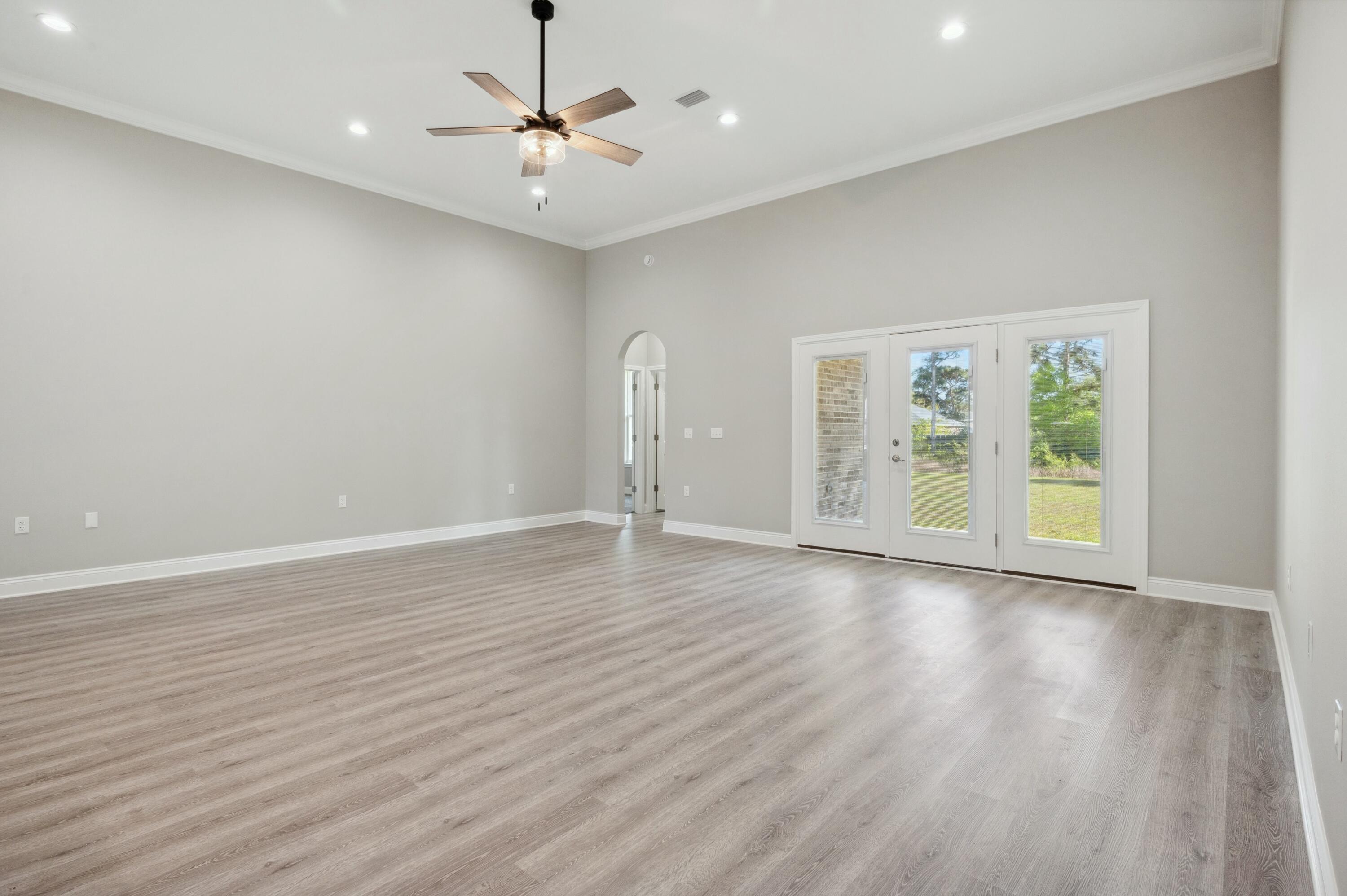 HOLLEY BY THE SEA - Residential