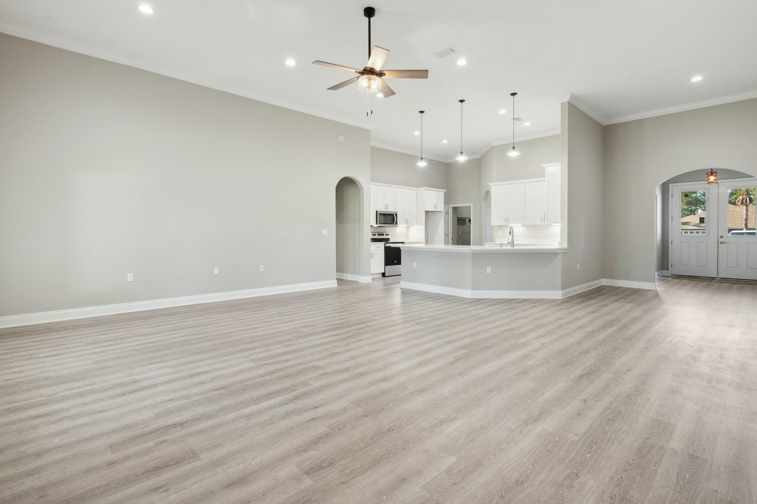 HOLLEY BY THE SEA - Residential