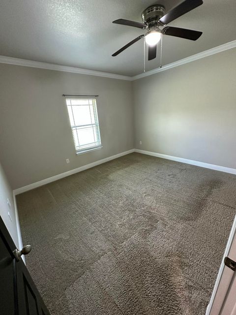 listing image 42