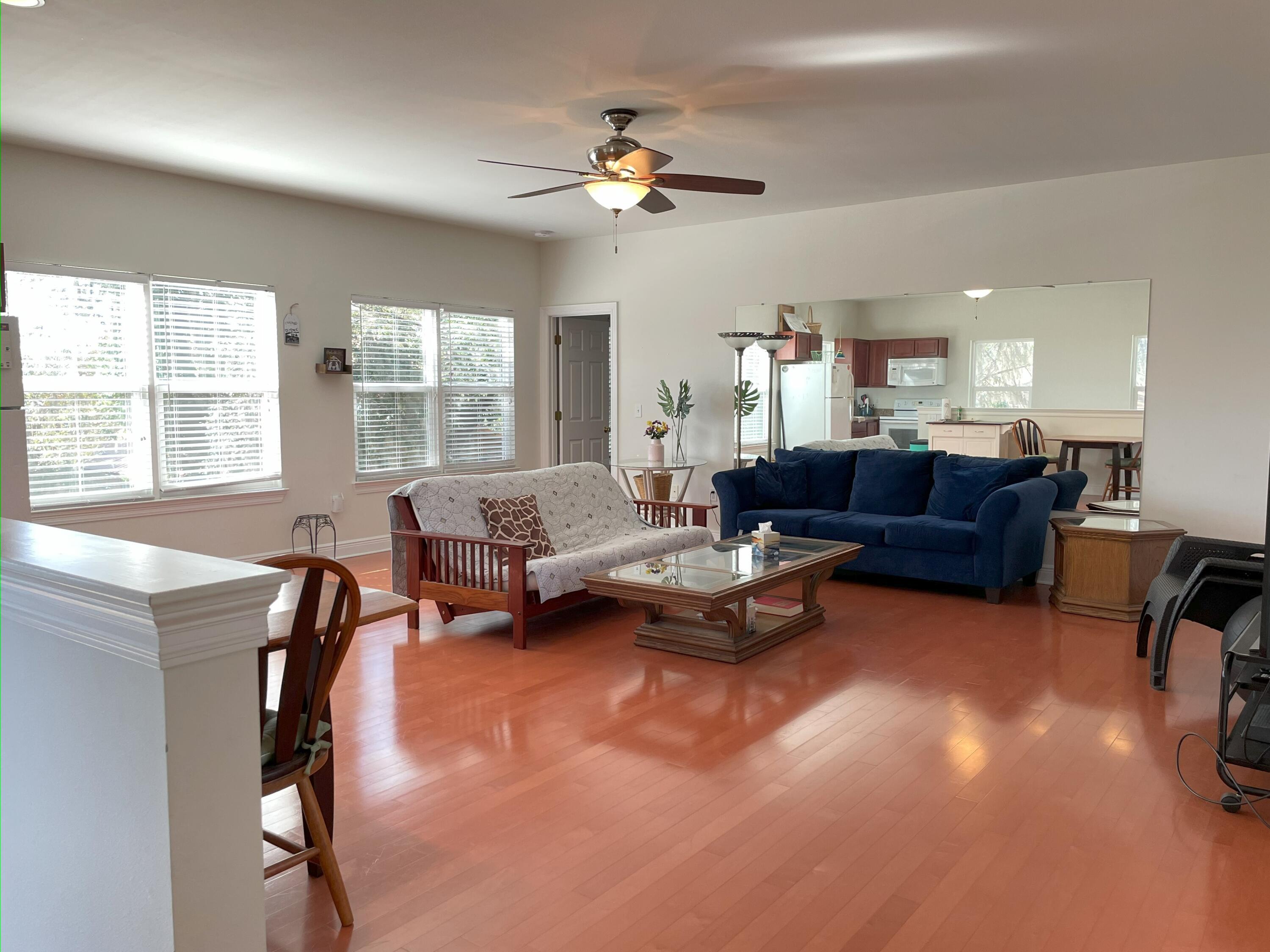 COLONY ESTATES - Residential Lease