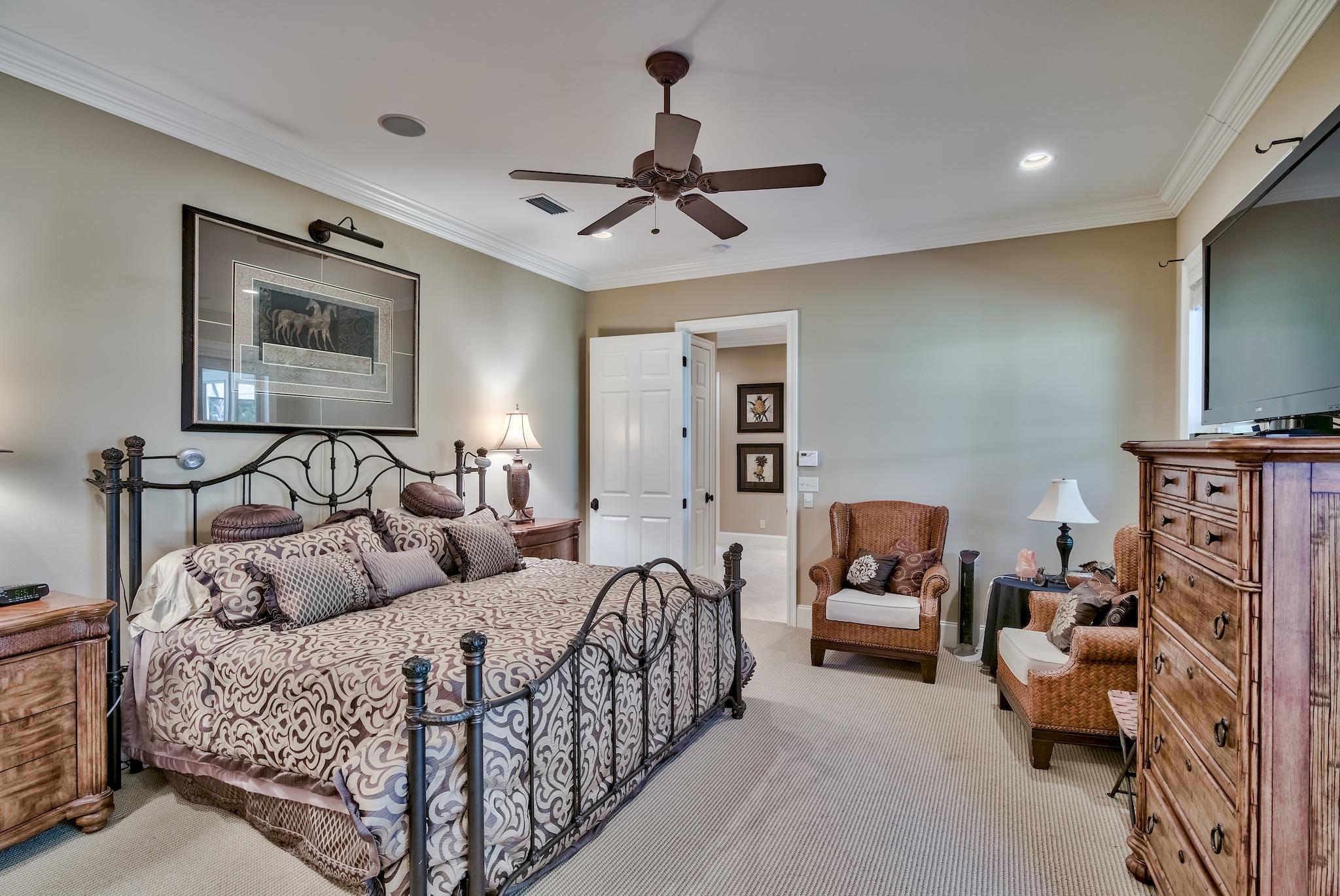 VINEYARD AT RAVEN OAKS - Residential