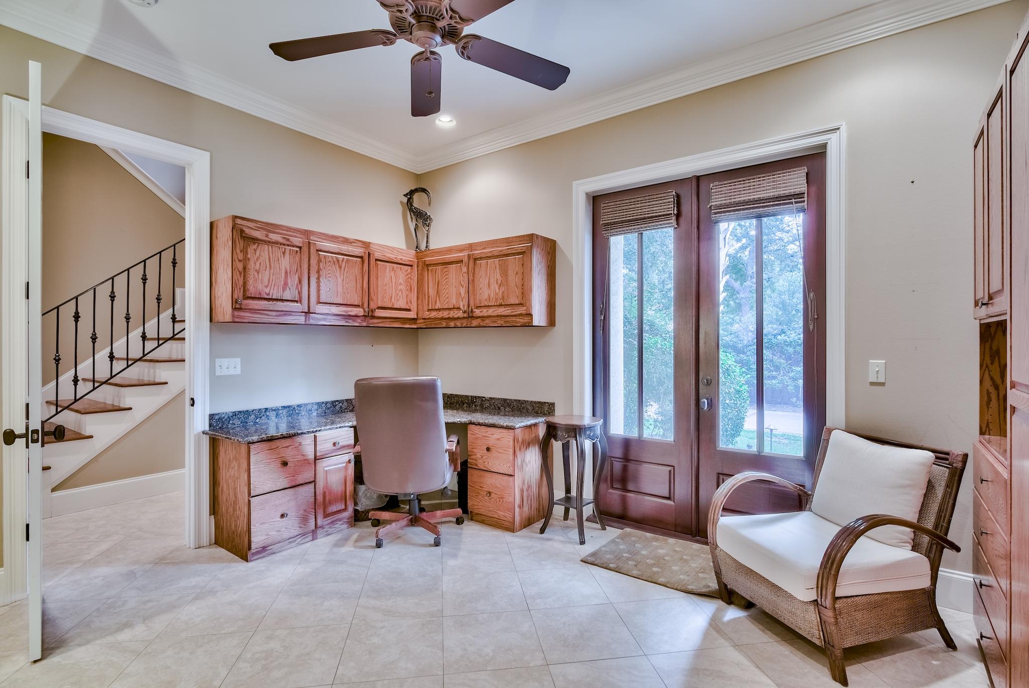 VINEYARD AT RAVEN OAKS - Residential