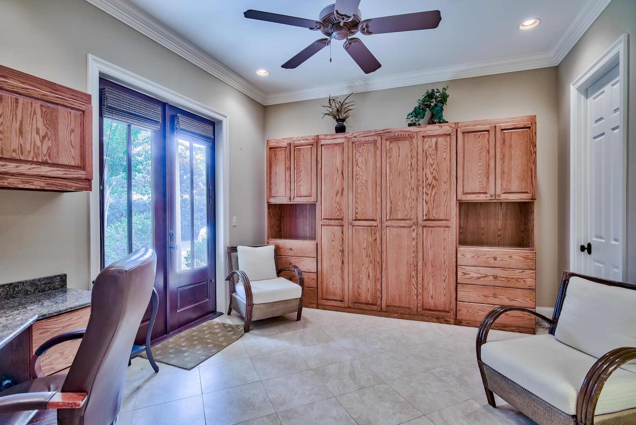 VINEYARD AT RAVEN OAKS - Residential