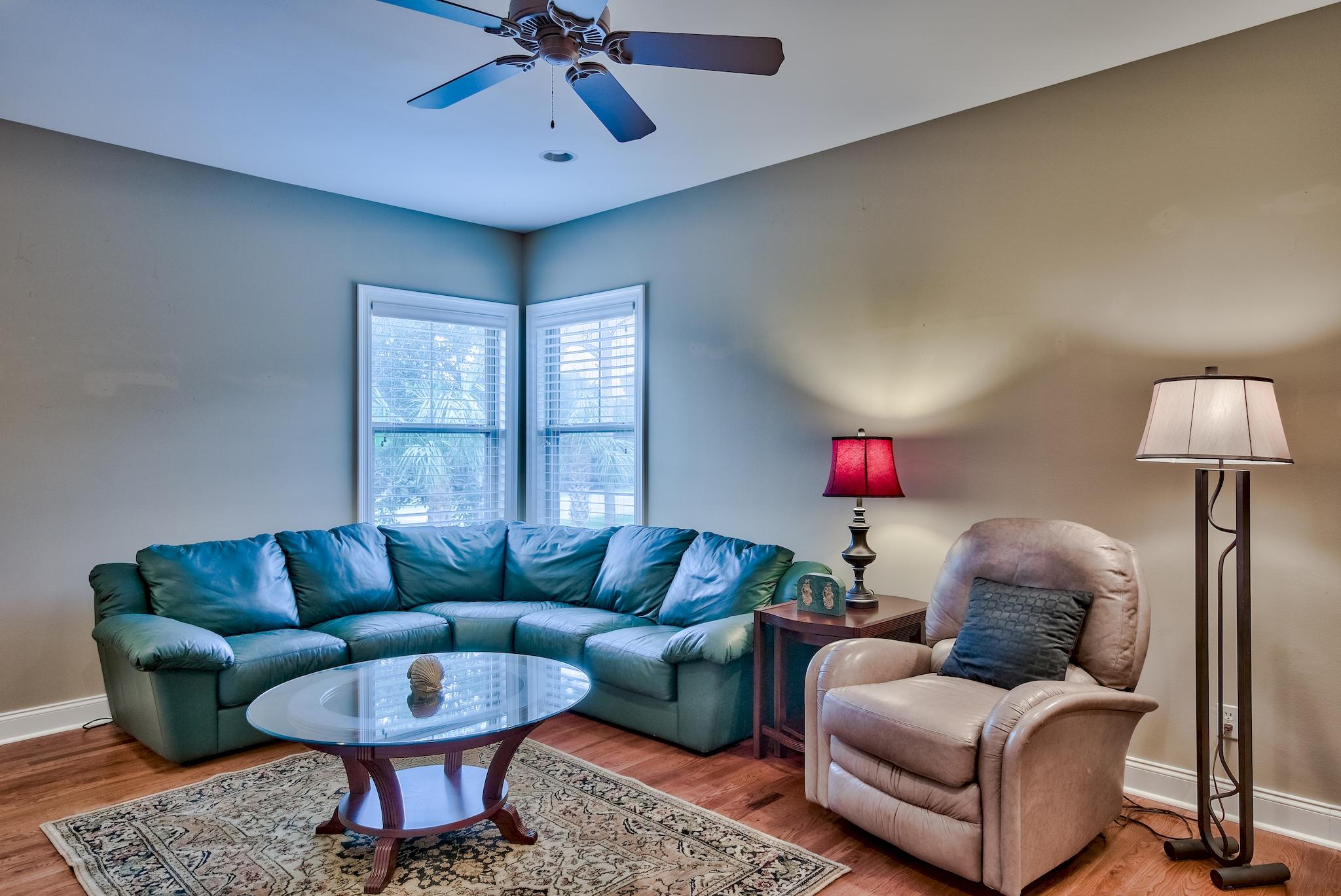 VINEYARD AT RAVEN OAKS - Residential