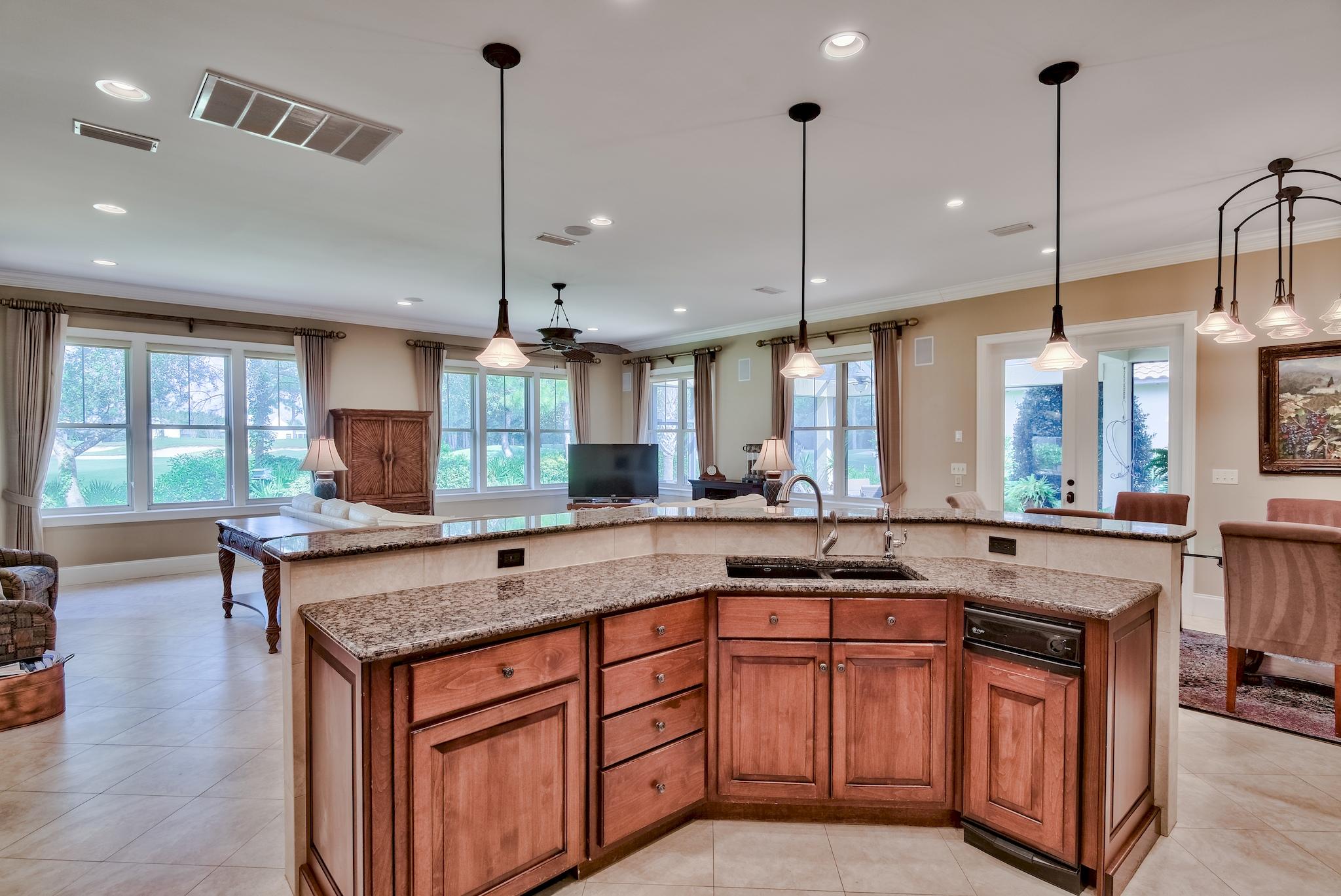 VINEYARD AT RAVEN OAKS - Residential