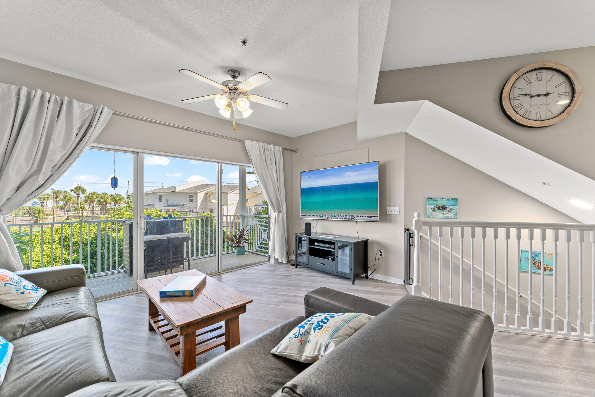 BEACH POINTE T/H - Residential
