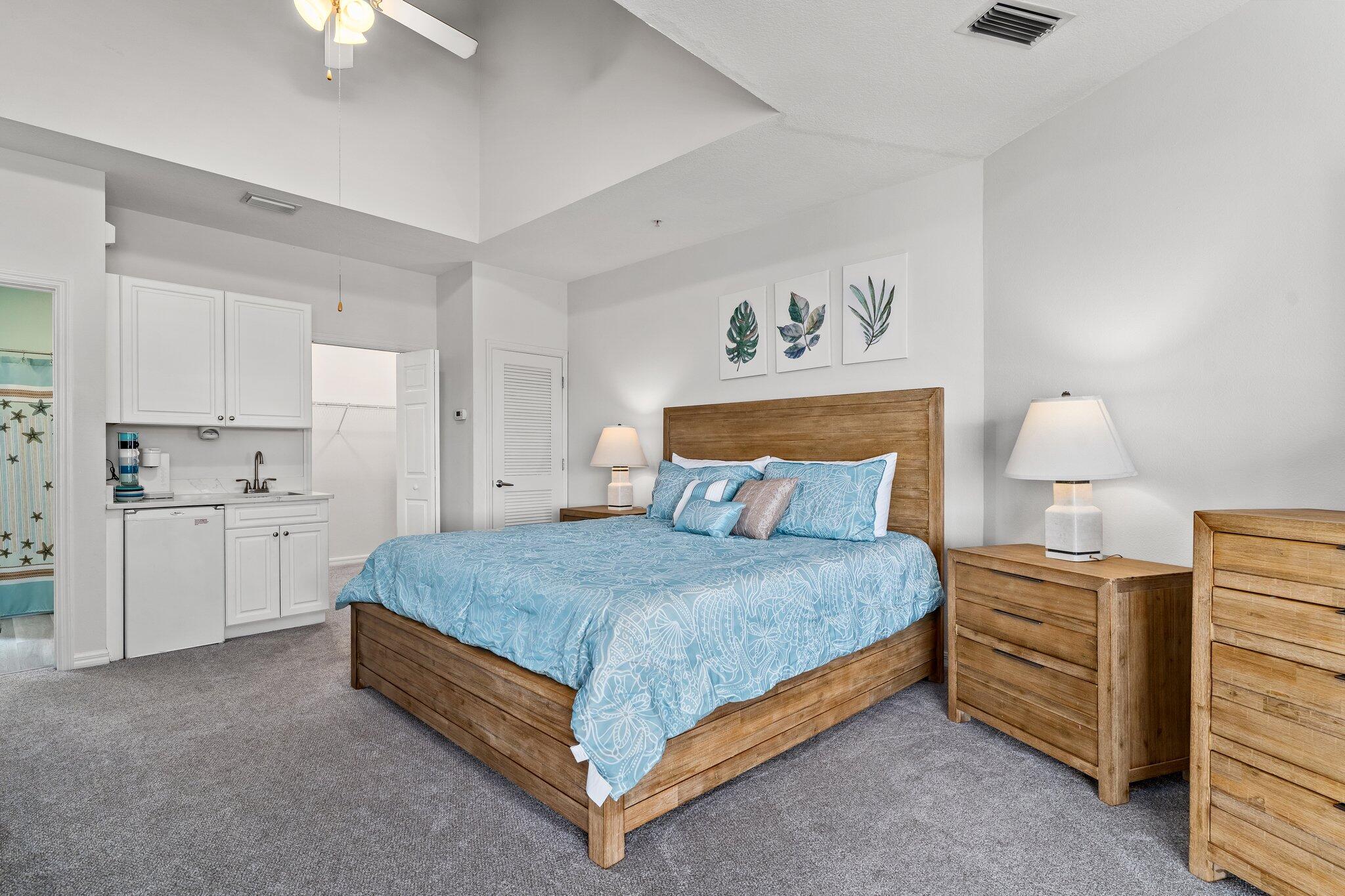 BEACH POINTE T/H - Residential