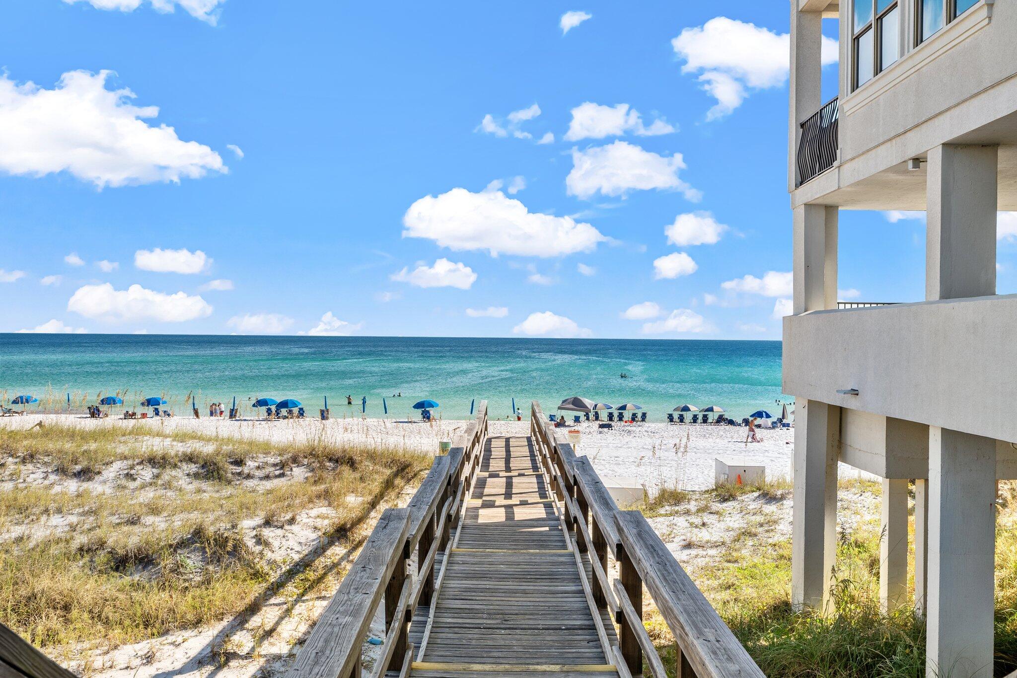 BEACH POINTE T/H - Residential