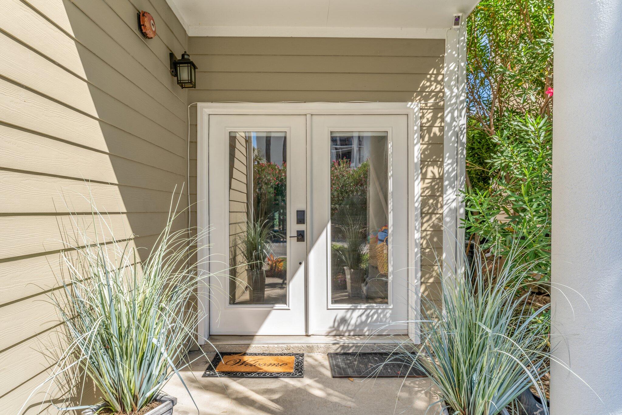 BEACH POINTE T/H - Residential