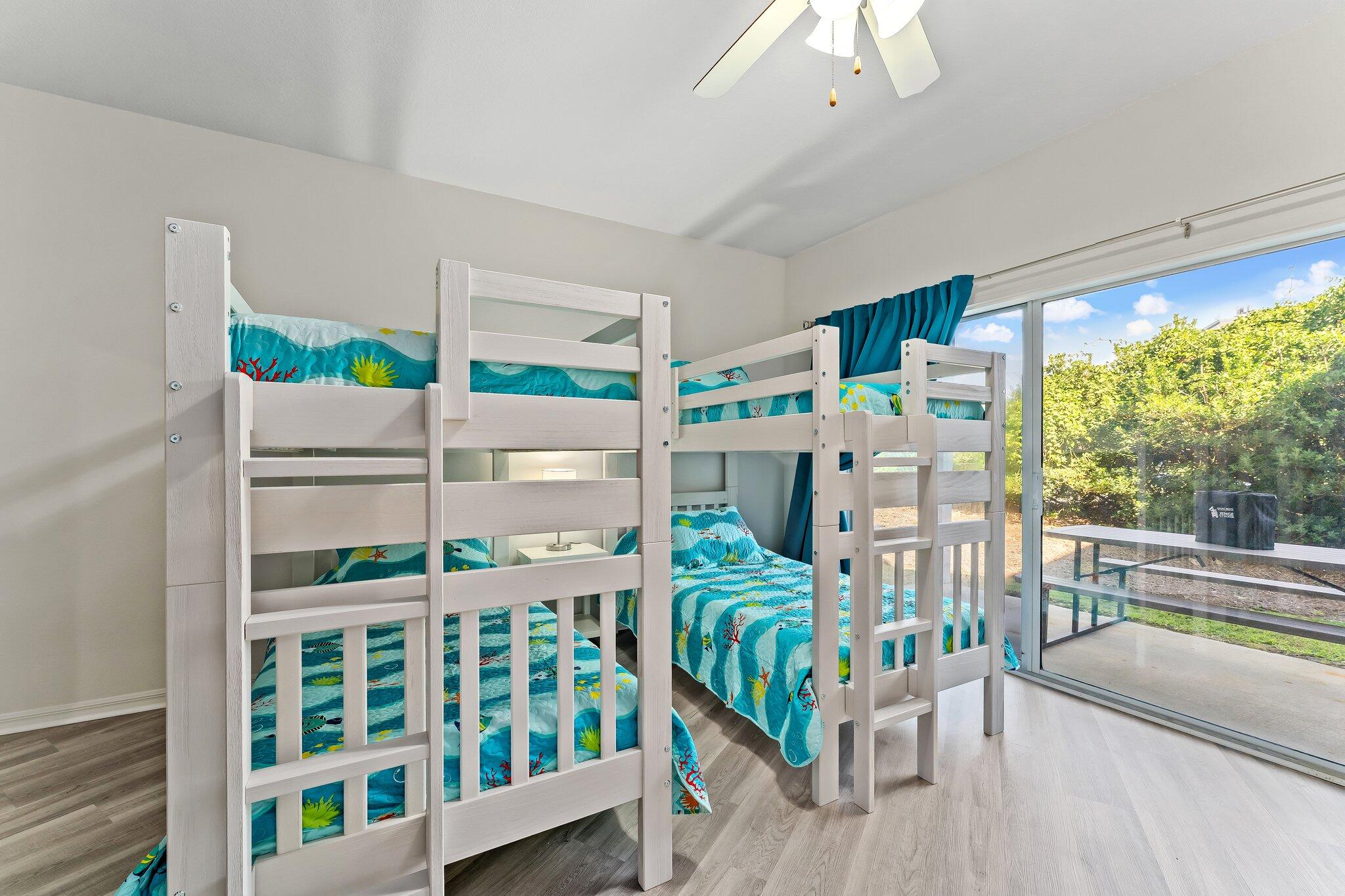 BEACH POINTE T/H - Residential