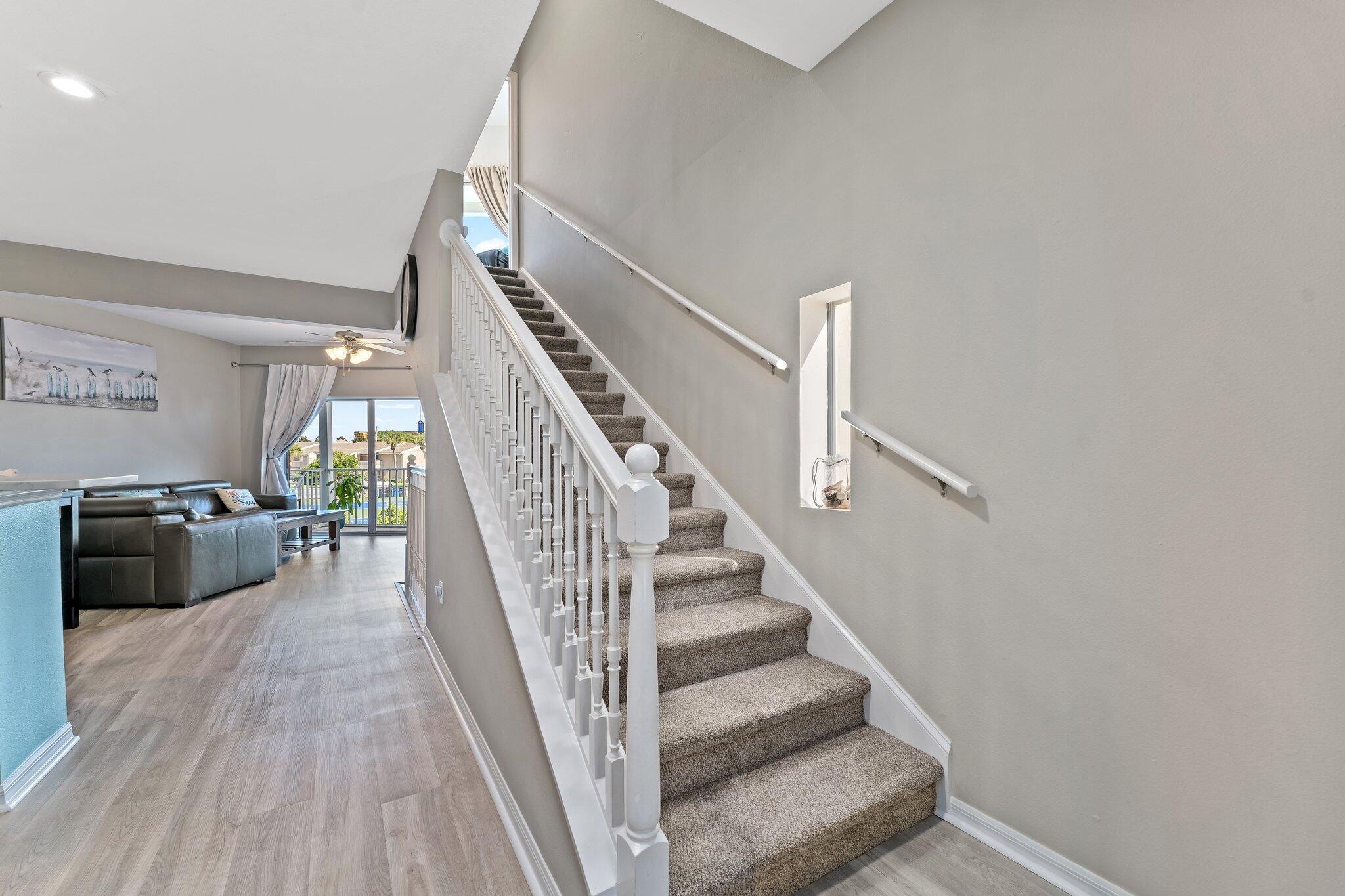 BEACH POINTE T/H - Residential