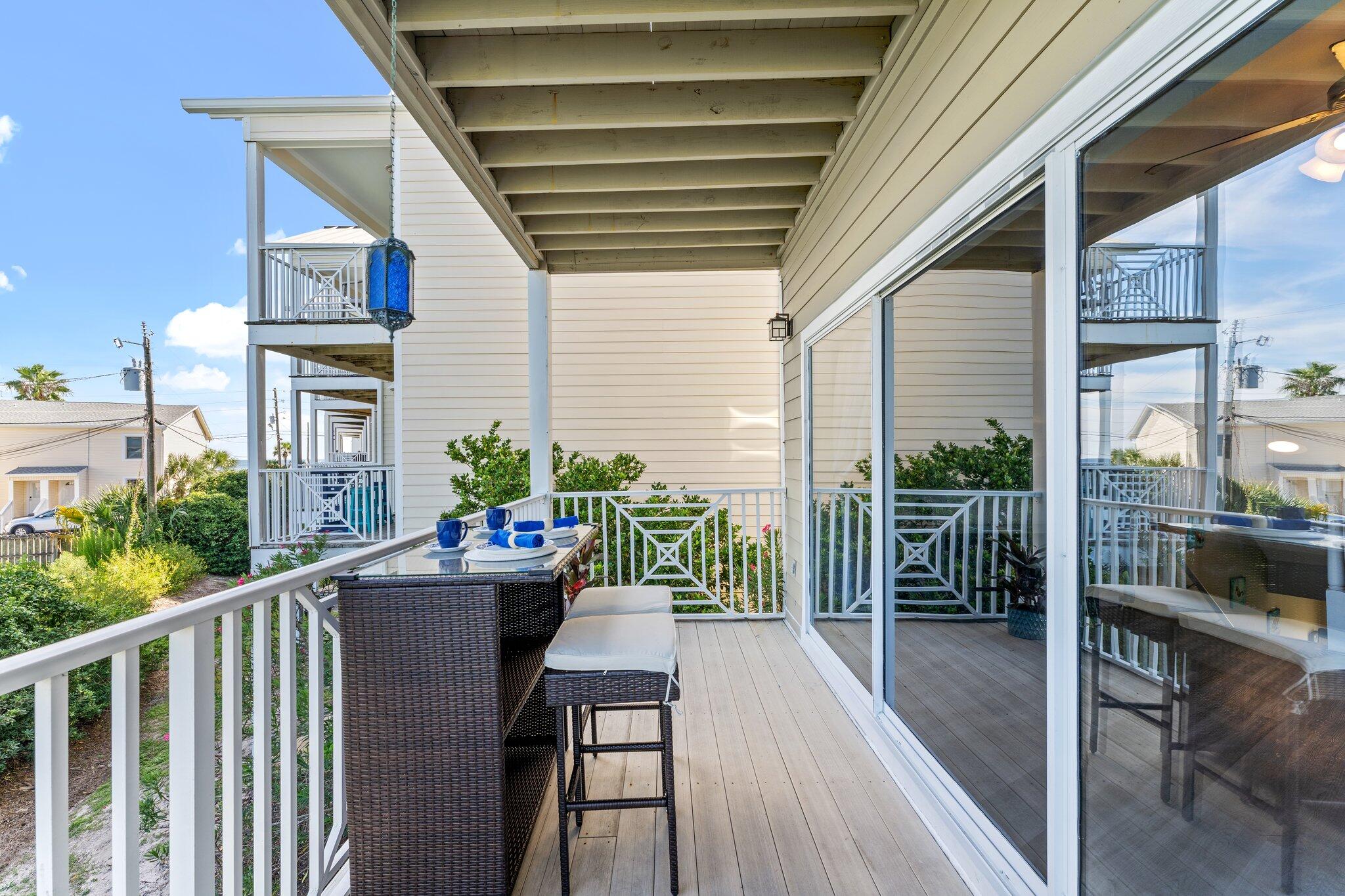BEACH POINTE T/H - Residential