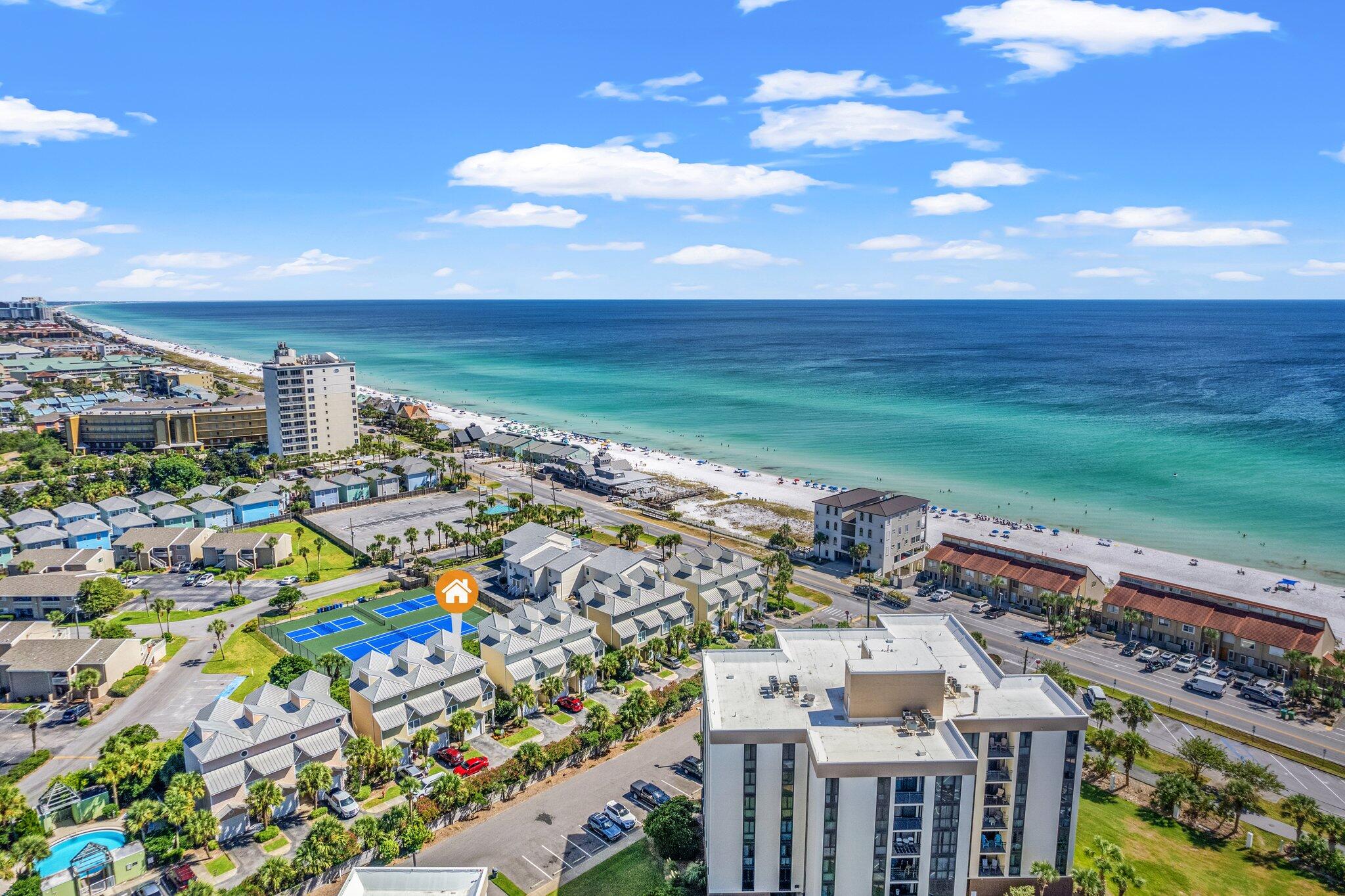 BEACH POINTE T/H - Residential