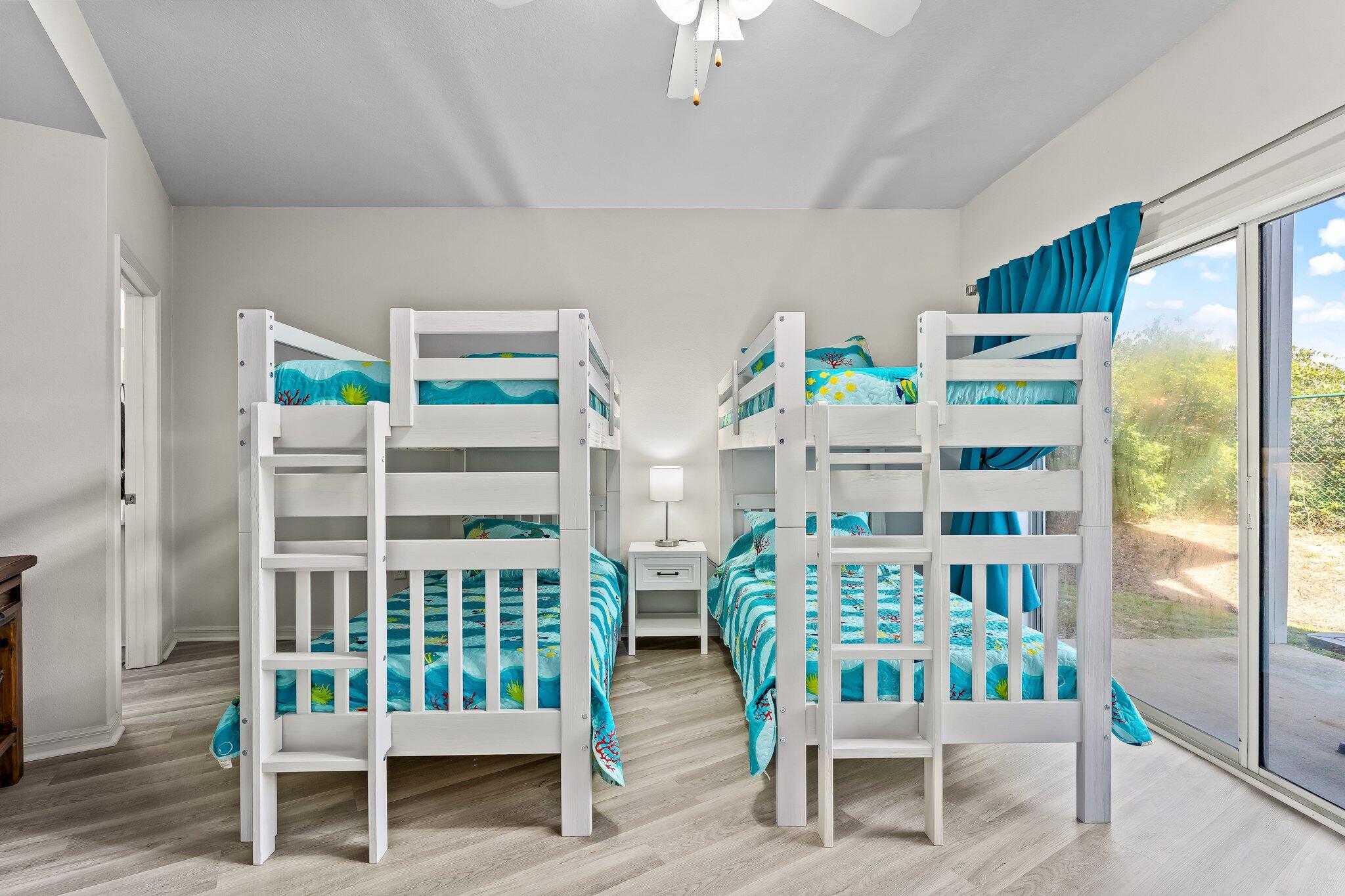 BEACH POINTE T/H - Residential