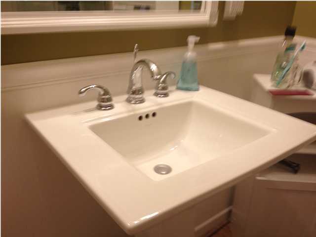 RIDGELAKE ESTATES - Residential Lease