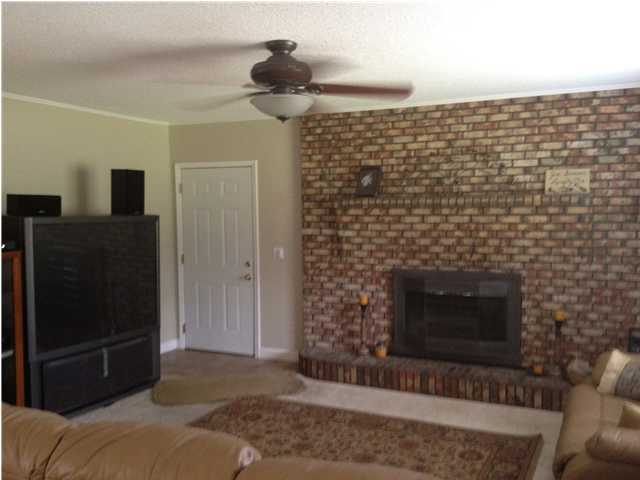 RIDGELAKE ESTATES - Residential Lease