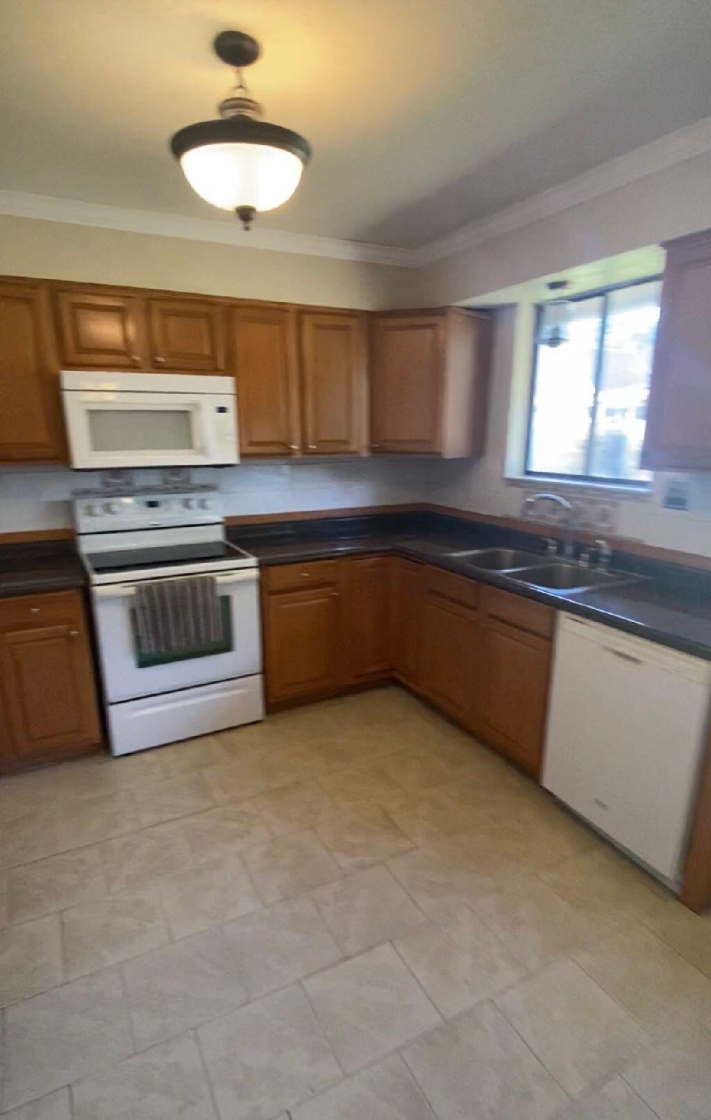 CIMARRON ESTATES - Residential