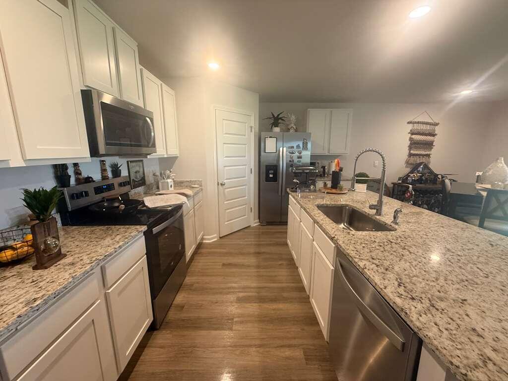 PLANTATION WOODS - Residential Lease