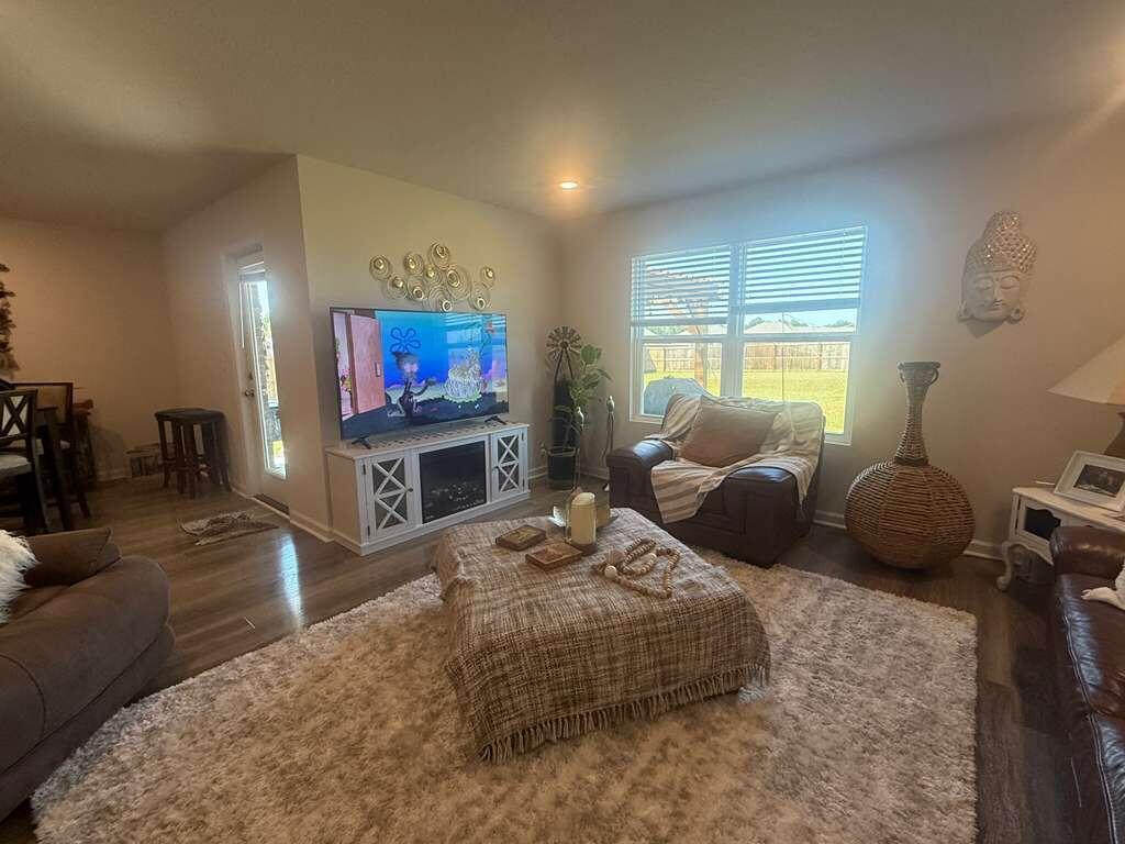 PLANTATION WOODS - Residential Lease