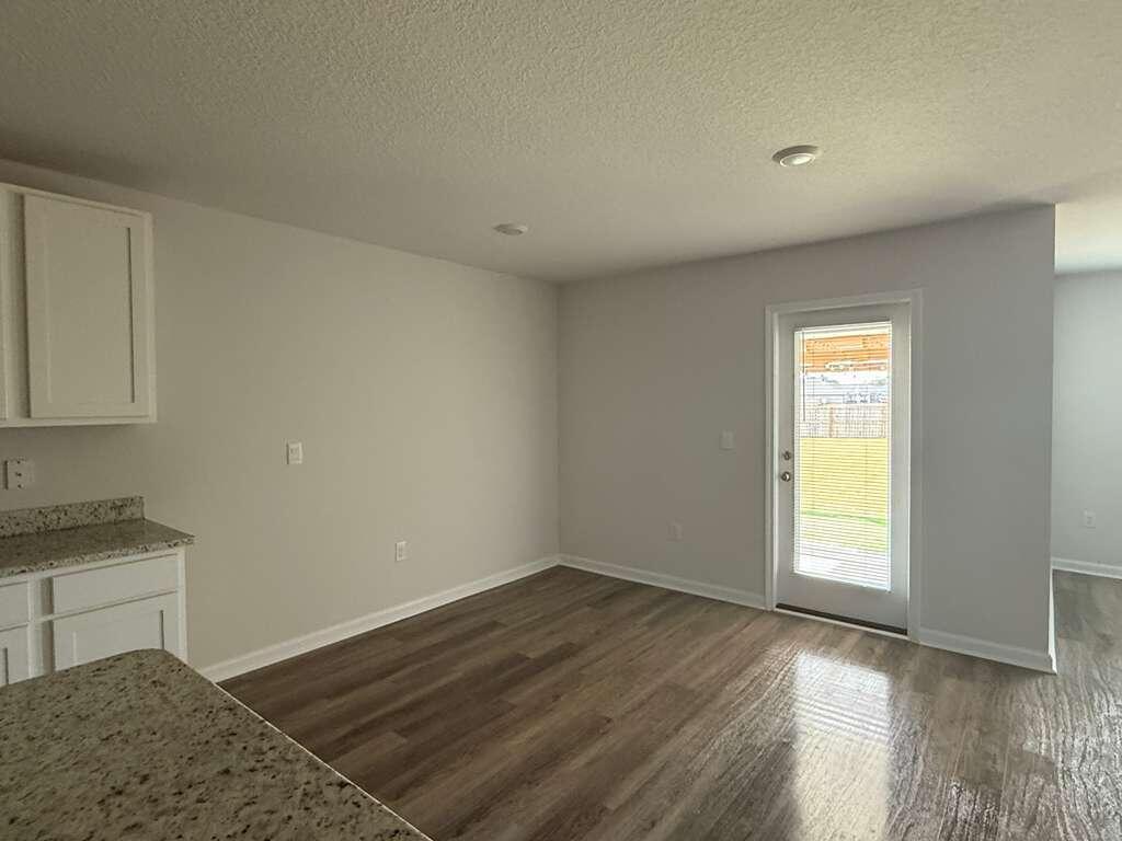 PLANTATION WOODS - Residential Lease