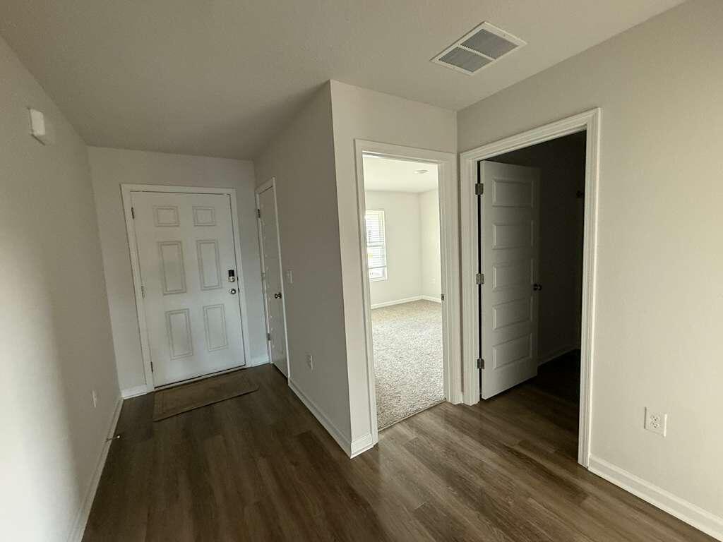 PLANTATION WOODS - Residential Lease