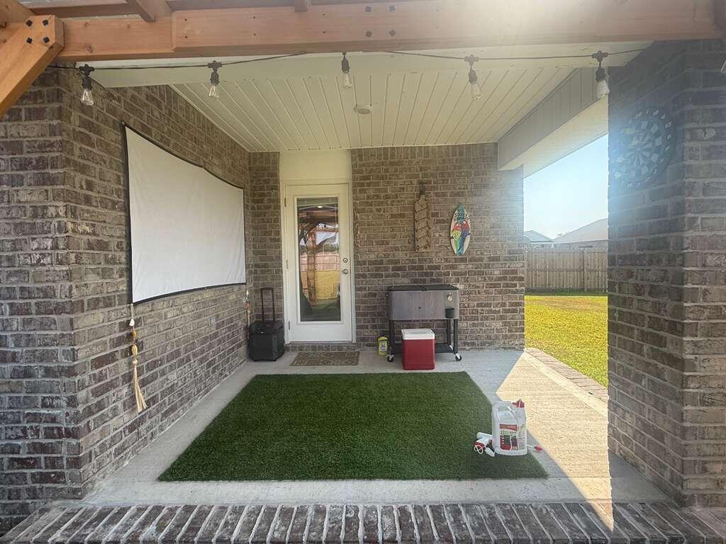 PLANTATION WOODS - Residential Lease