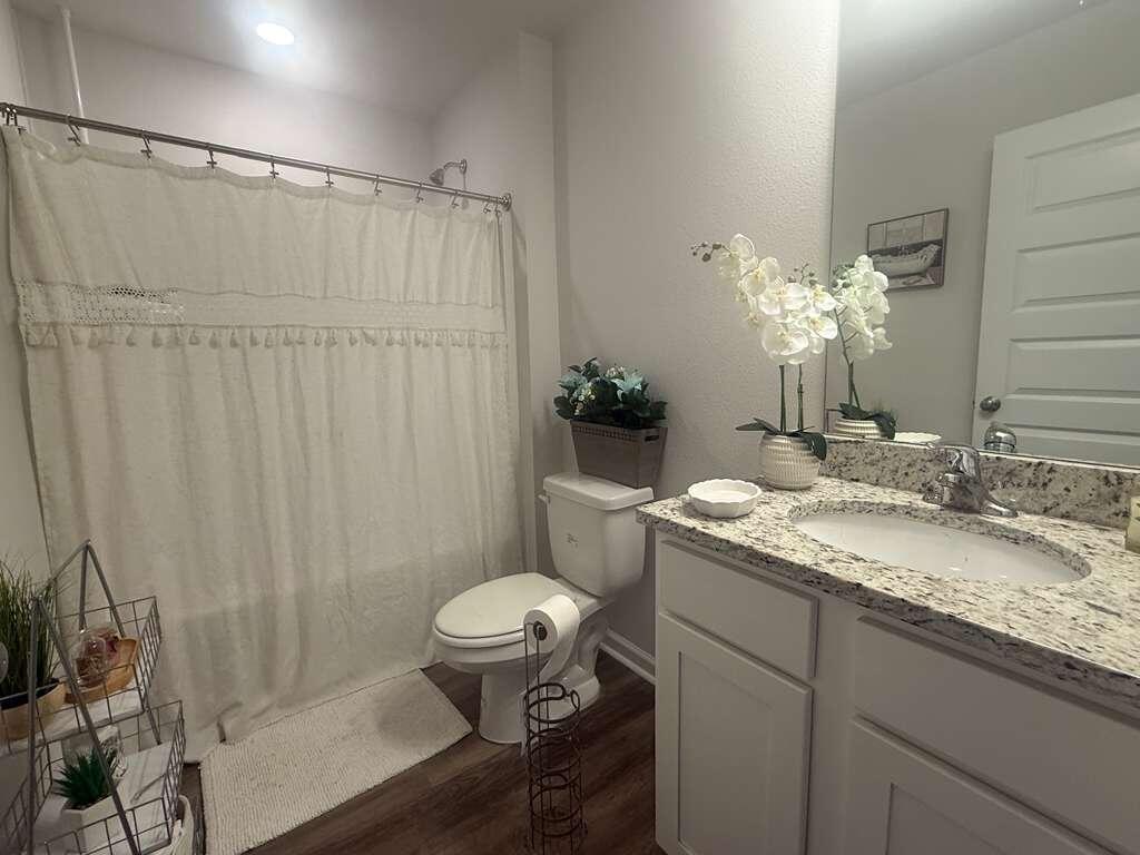 PLANTATION WOODS - Residential Lease
