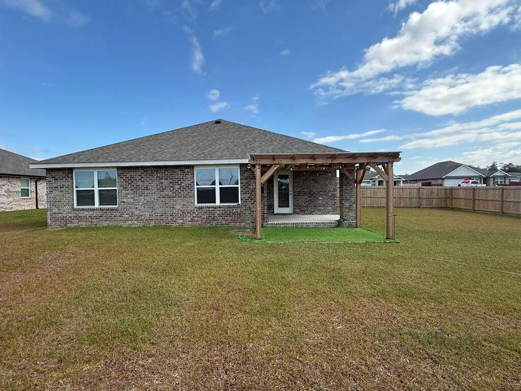 PLANTATION WOODS - Residential Lease