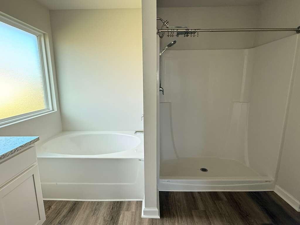 PLANTATION WOODS - Residential Lease