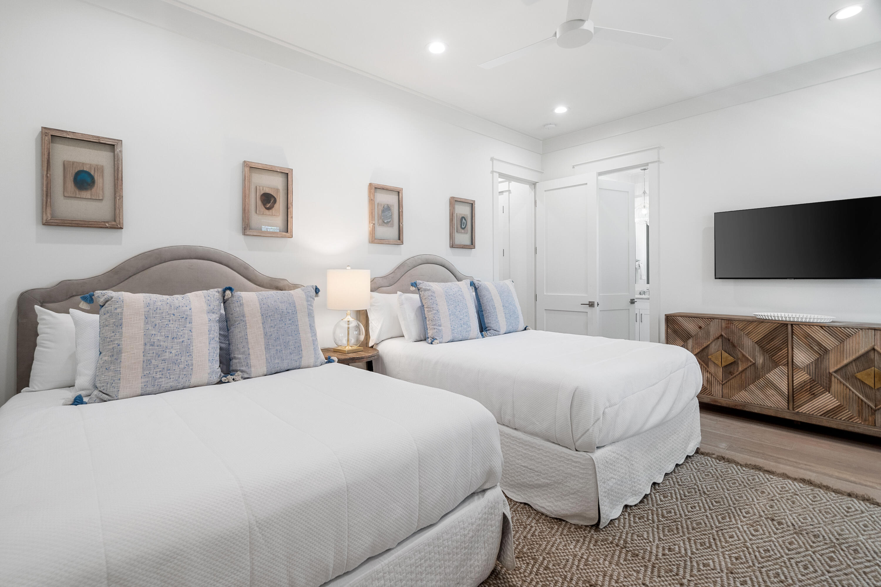 LAKEWOOD OF SEAGROVE BCH - Residential