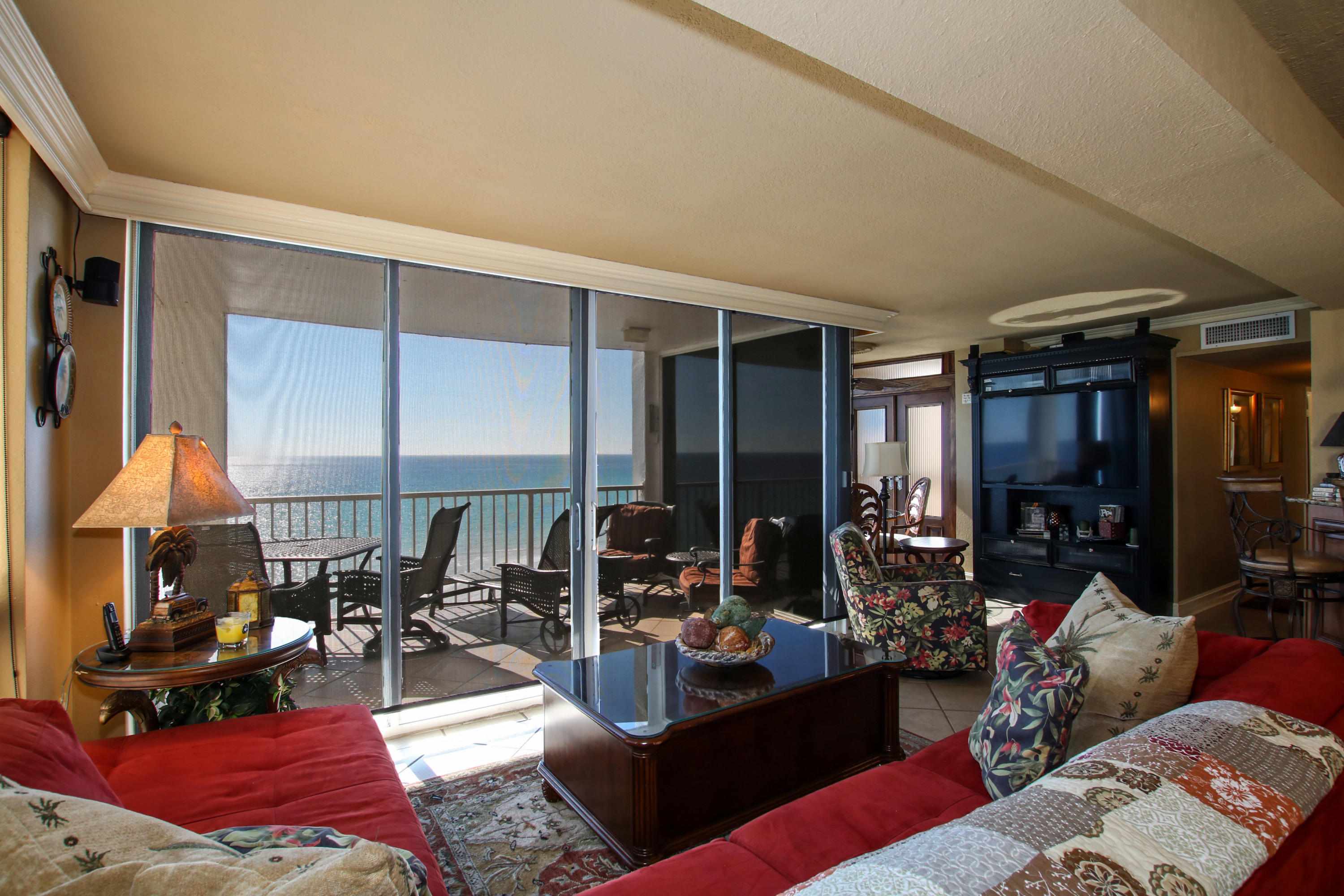 SHORELINE TOWERS 2 - Residential