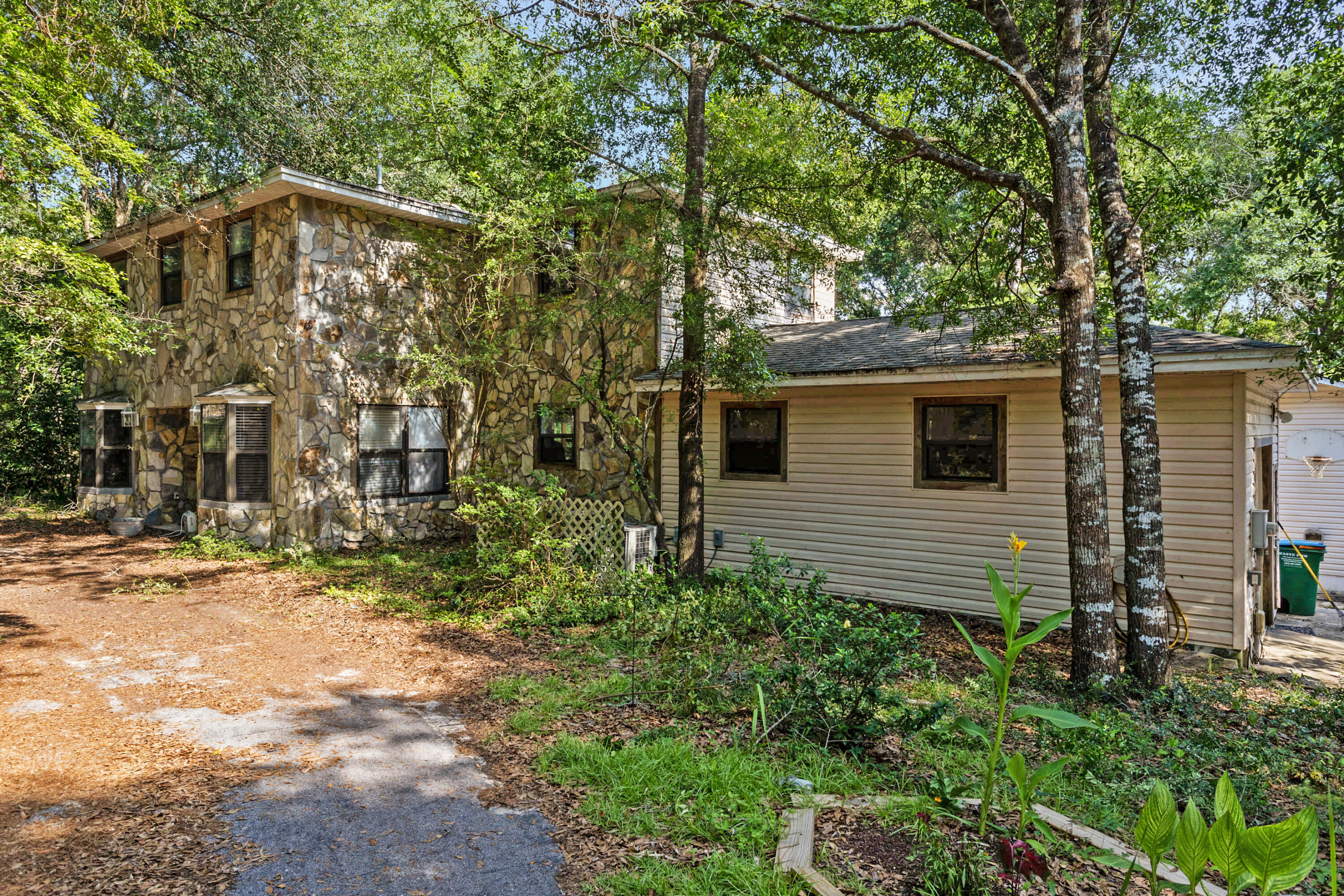 KENNEDY LAKES 1ST ADDN 2 - Residential