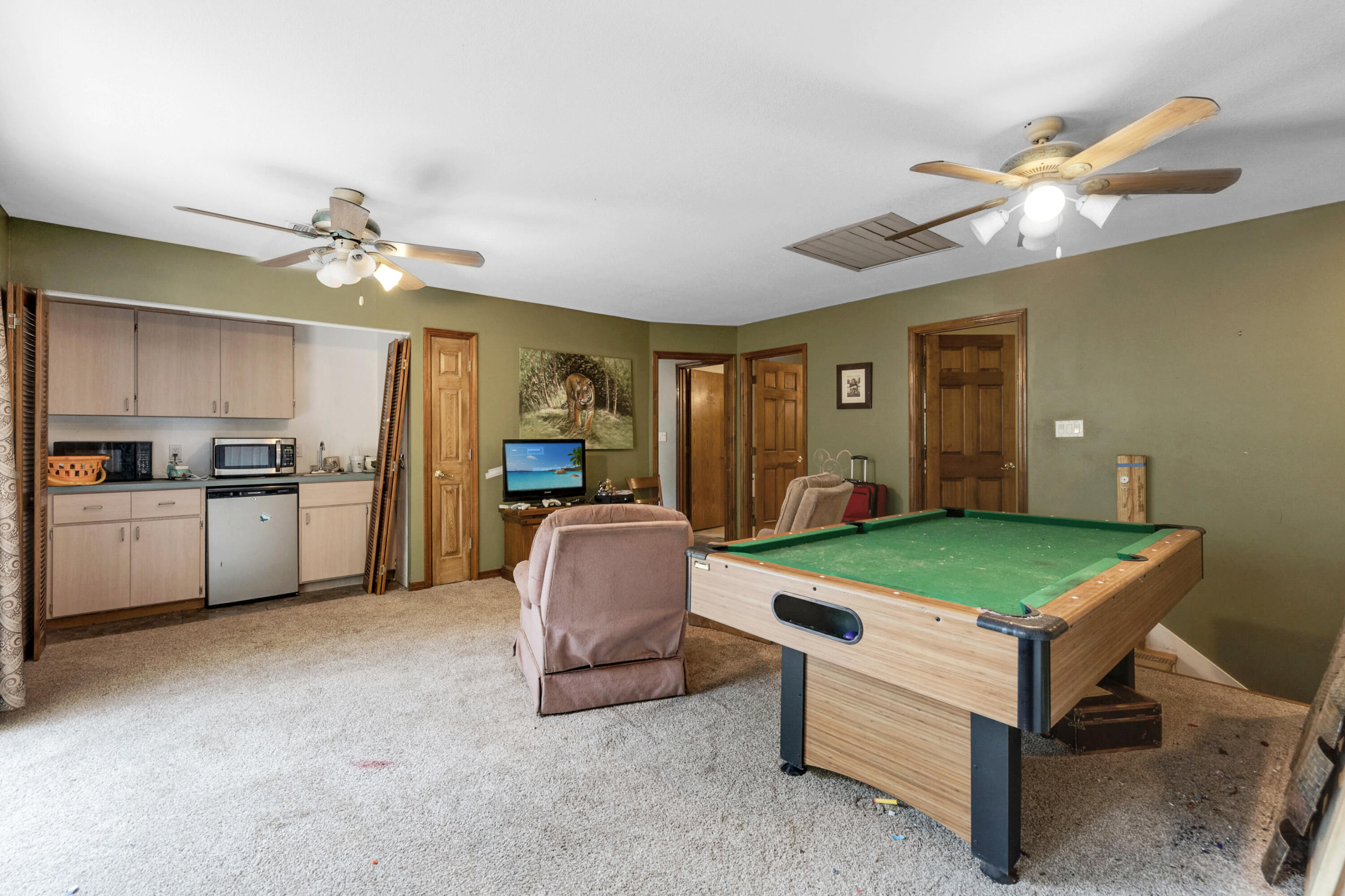 KENNEDY LAKES 1ST ADDN 2 - Residential