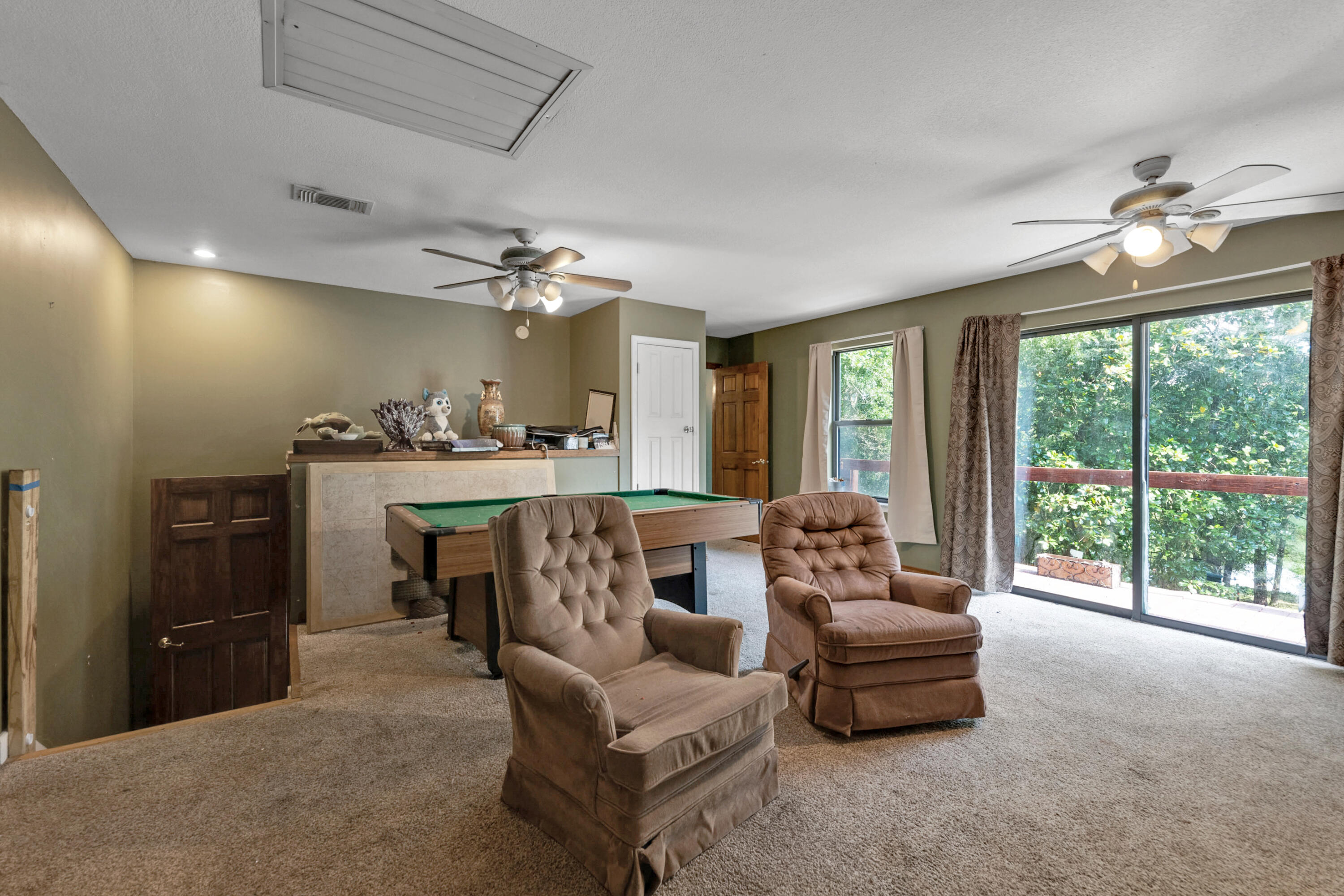 KENNEDY LAKES 1ST ADDN 2 - Residential