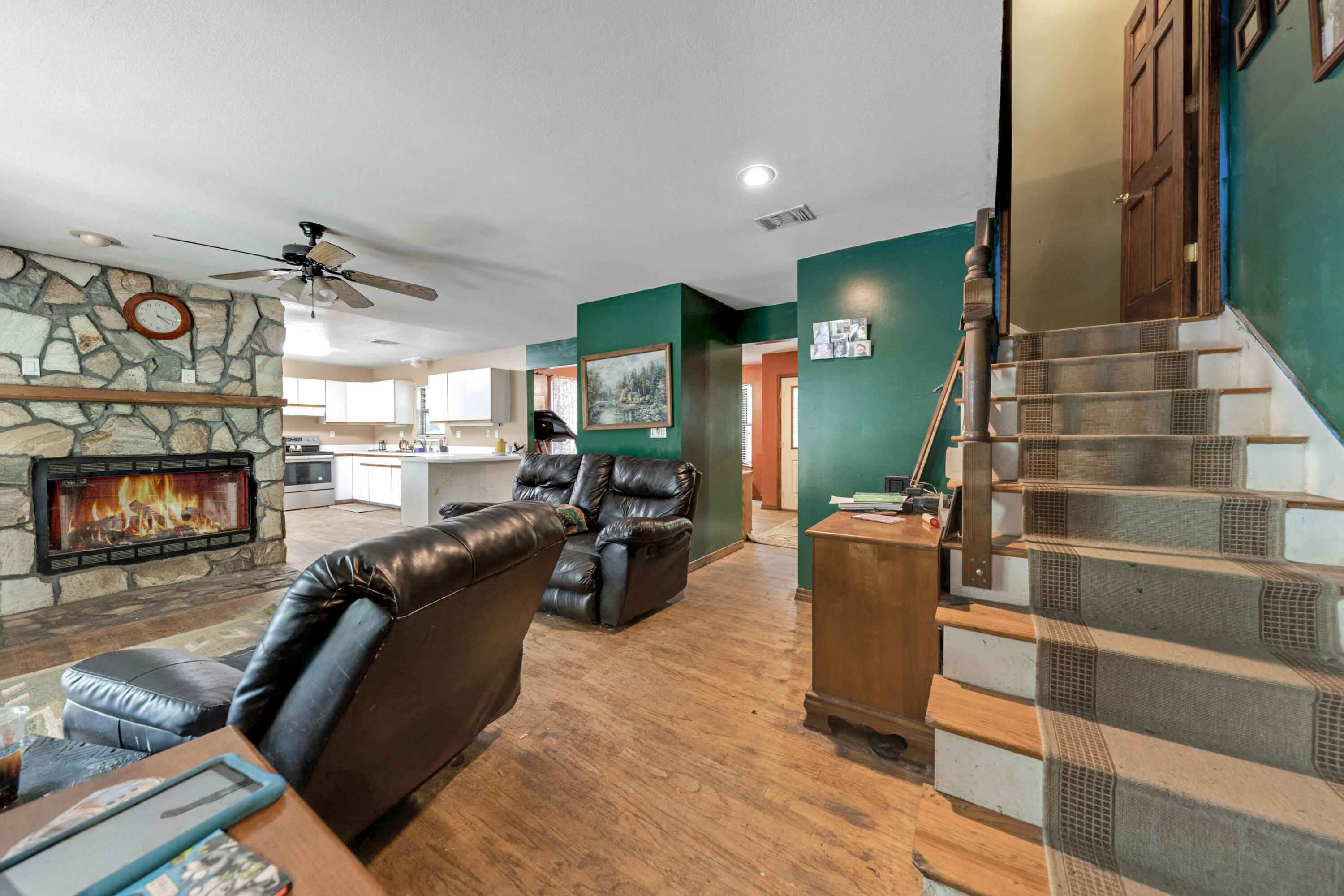 KENNEDY LAKES 1ST ADDN 2 - Residential