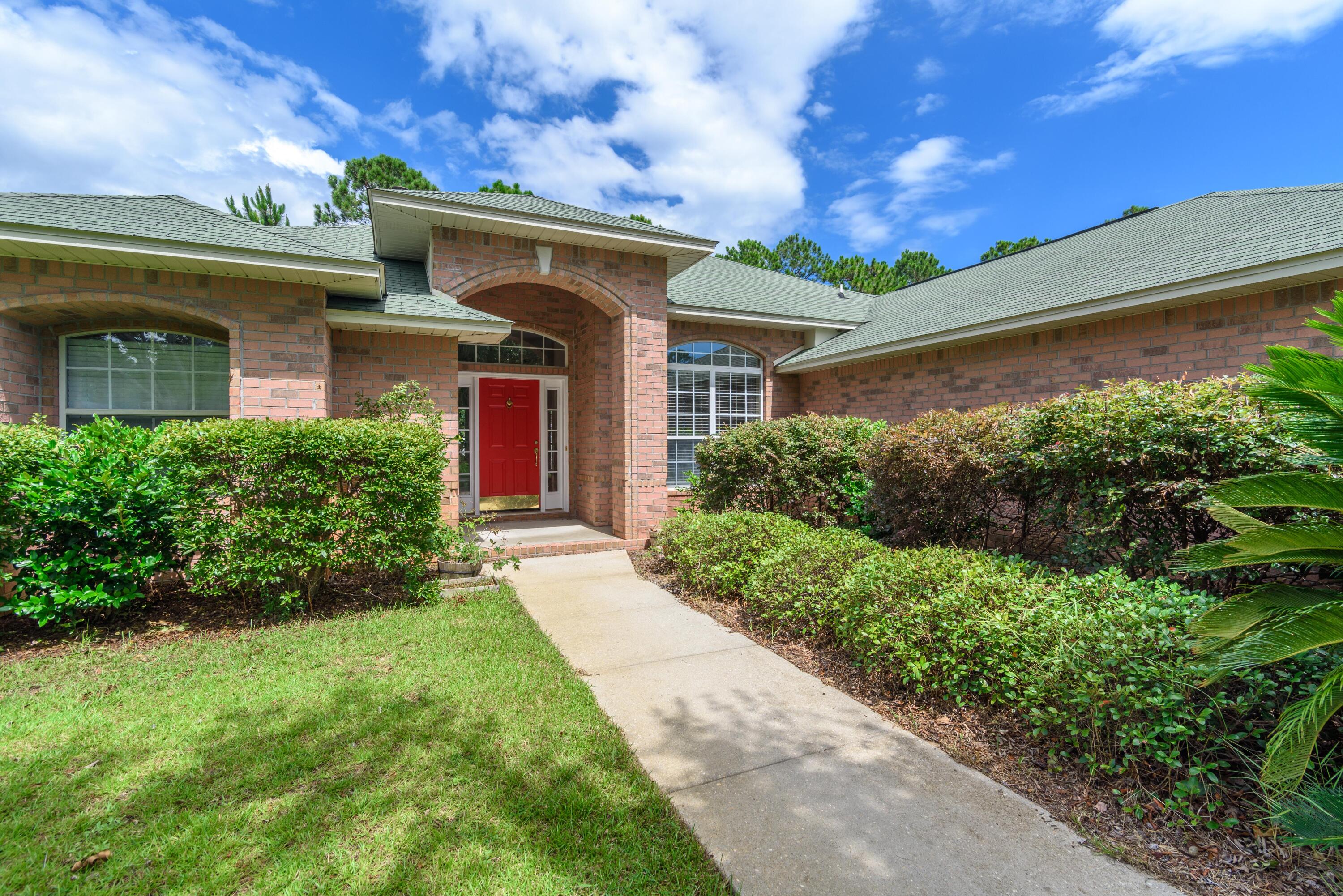 QUAYSIDE VILLAGE PH III - Residential