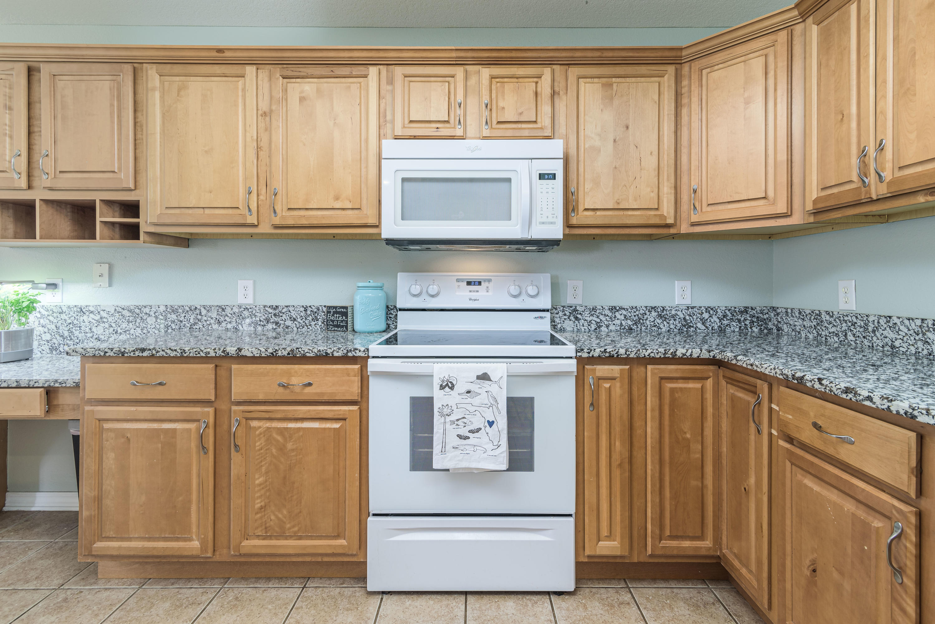 QUAYSIDE VILLAGE PH III - Residential