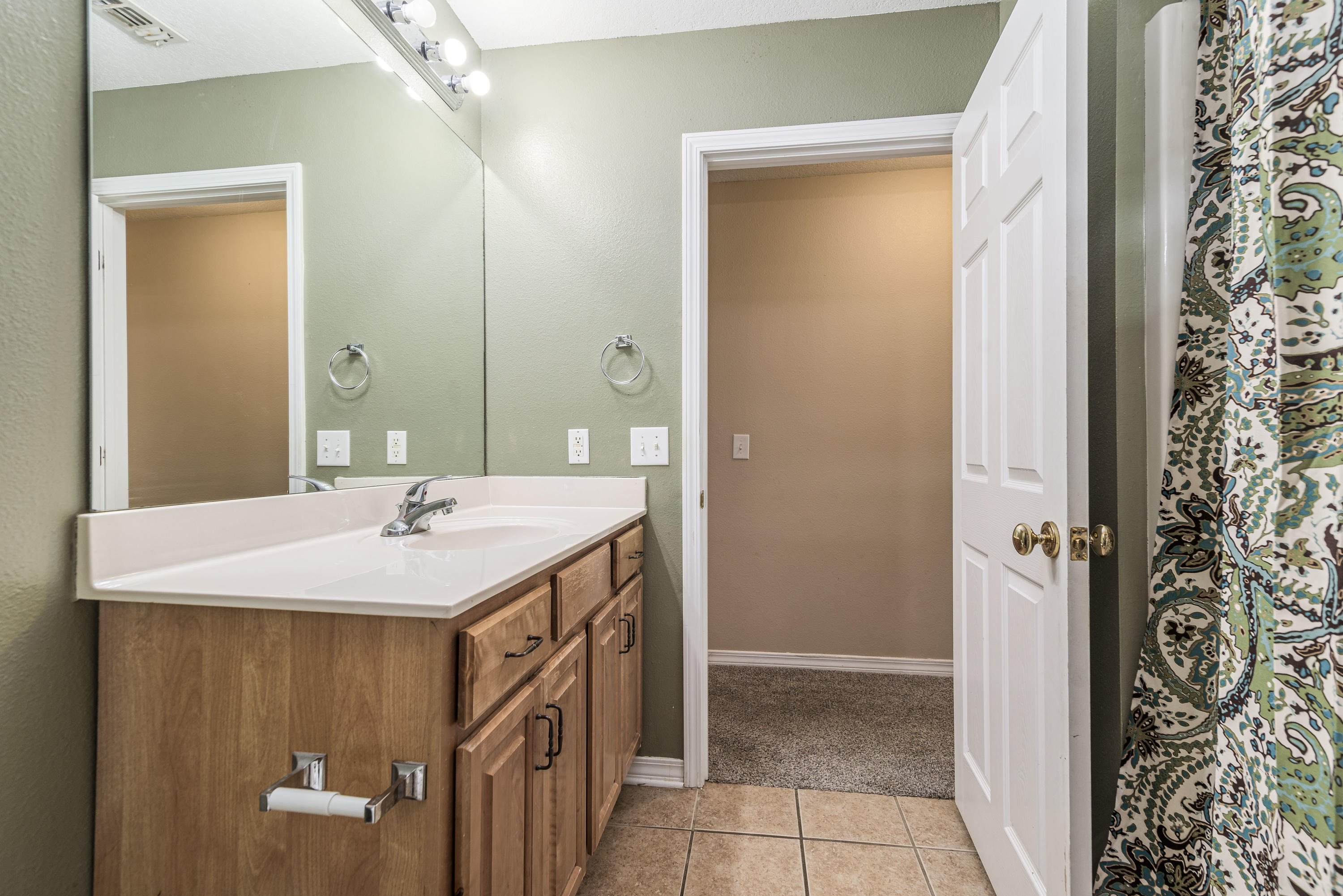 QUAYSIDE VILLAGE PH III - Residential