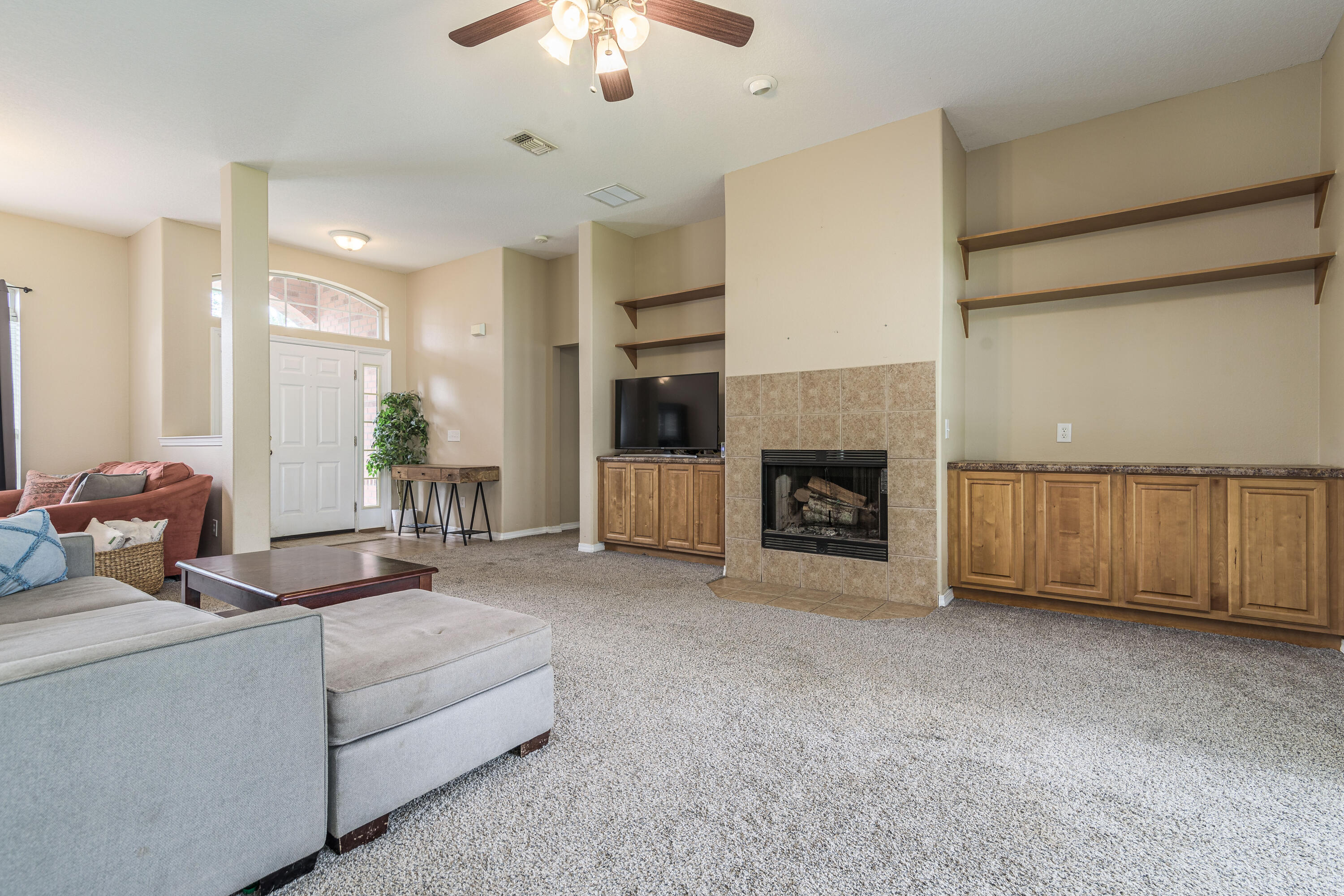 QUAYSIDE VILLAGE PH III - Residential