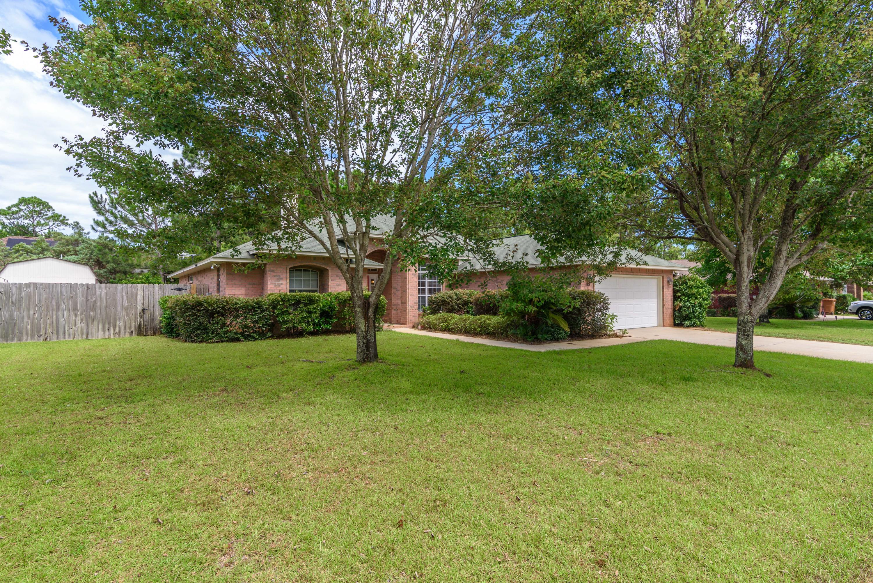 QUAYSIDE VILLAGE PH III - Residential