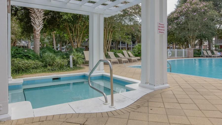 PILOT HOUSE - Residential