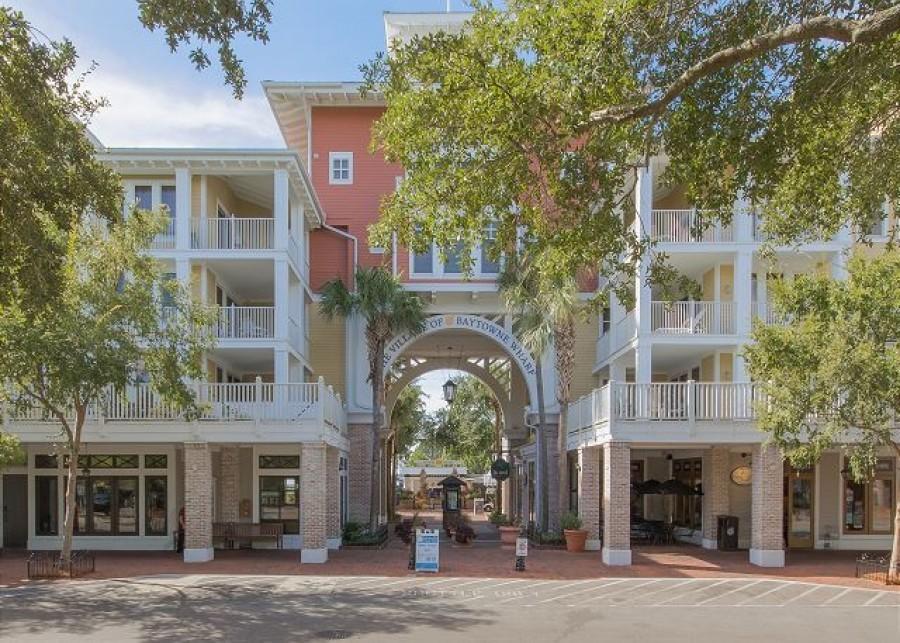 PILOT HOUSE - Residential