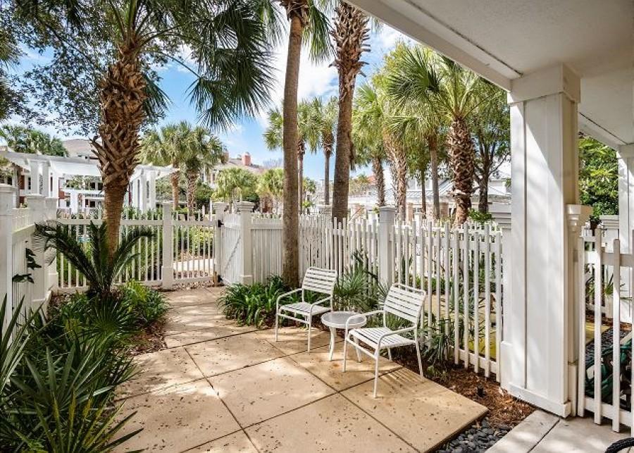 PILOT HOUSE - Residential